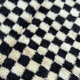 Traditional handmade azilal rug size 150 x 250 cm