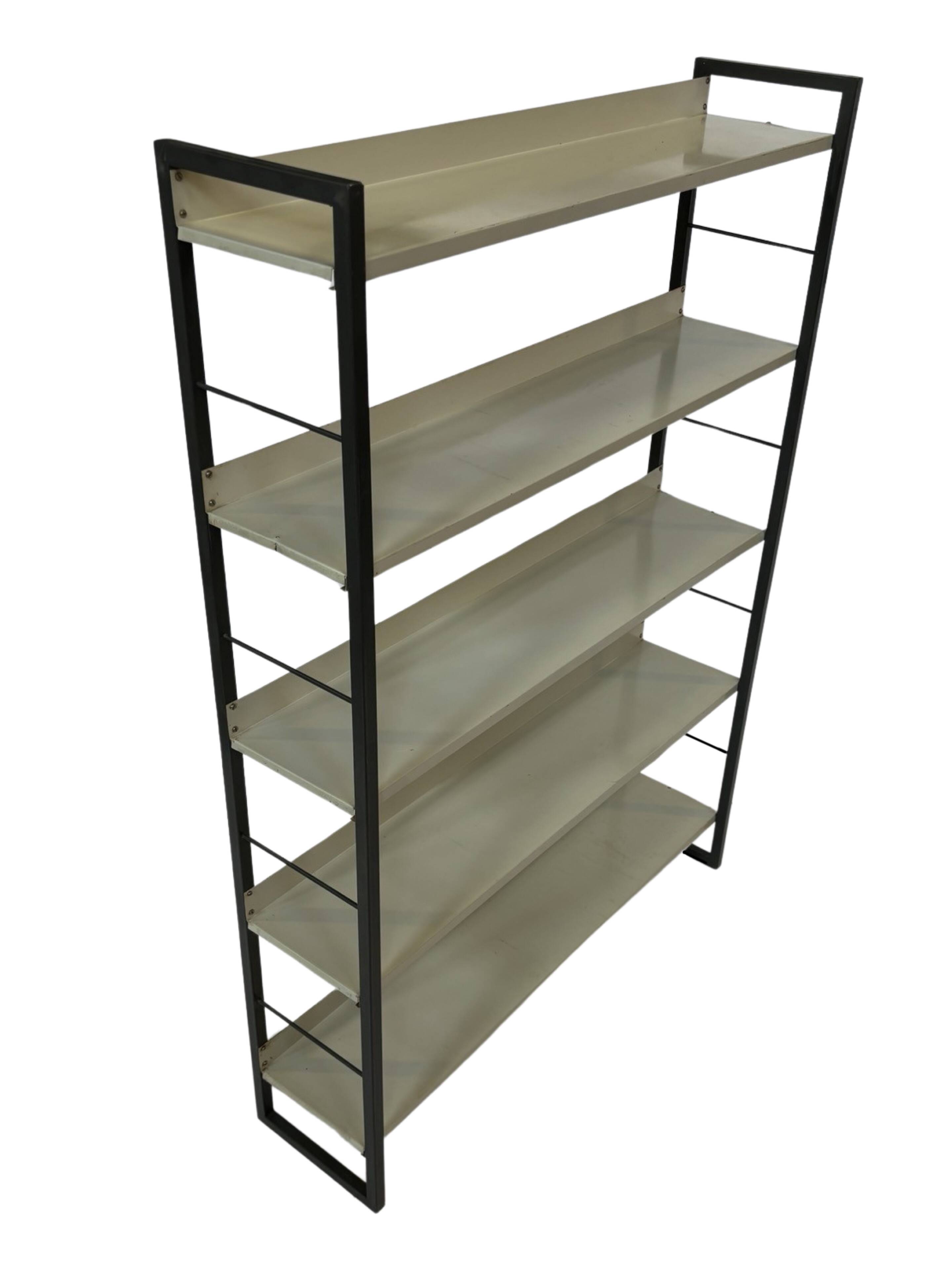Free stanting Tomado shelving unit in metal and gray - 1960s Dutch Design