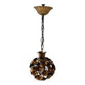 Vintage floral motif pendant, gold metal, France, 1970.