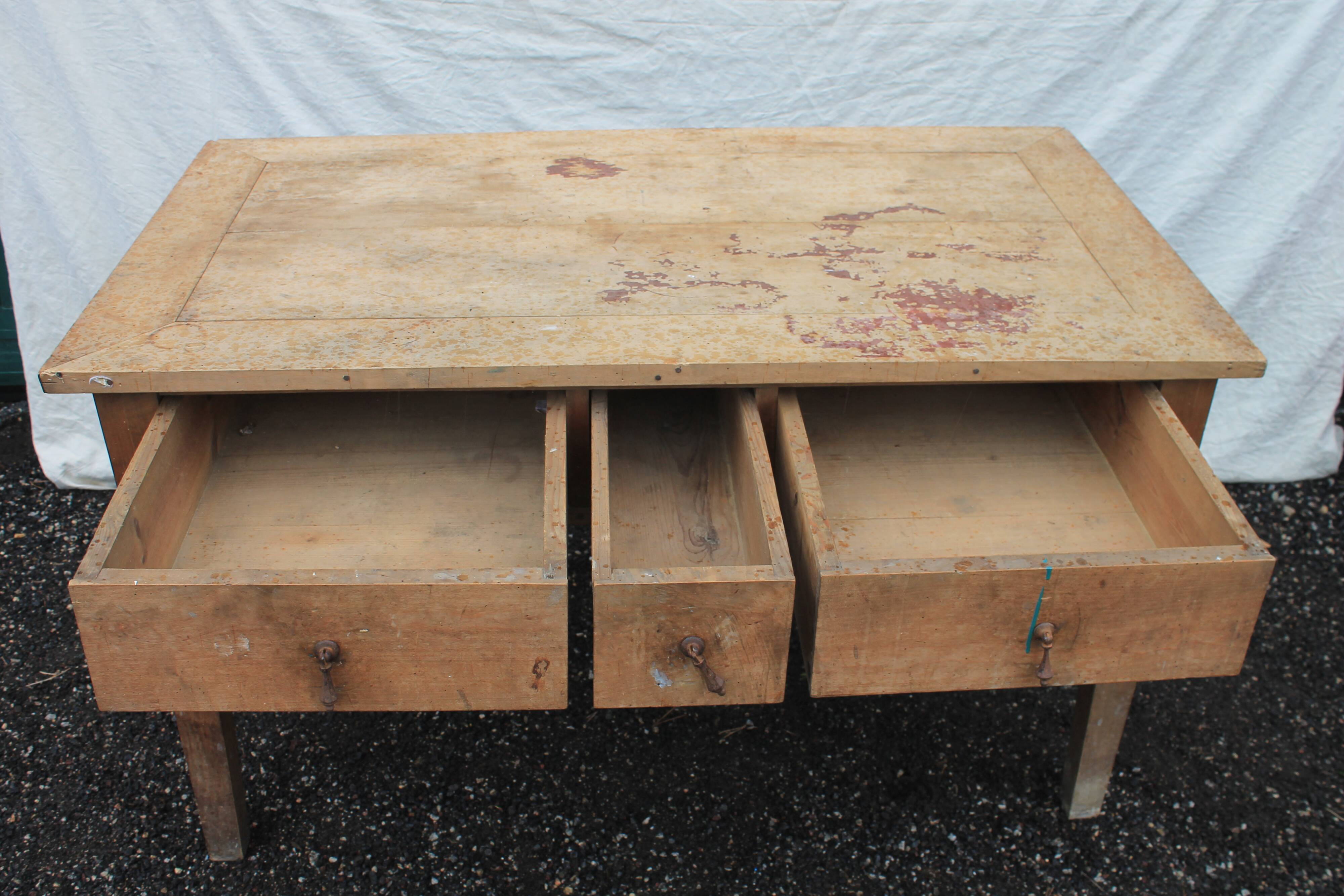 Farm table