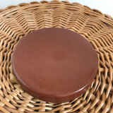 Stoneware pot with lid