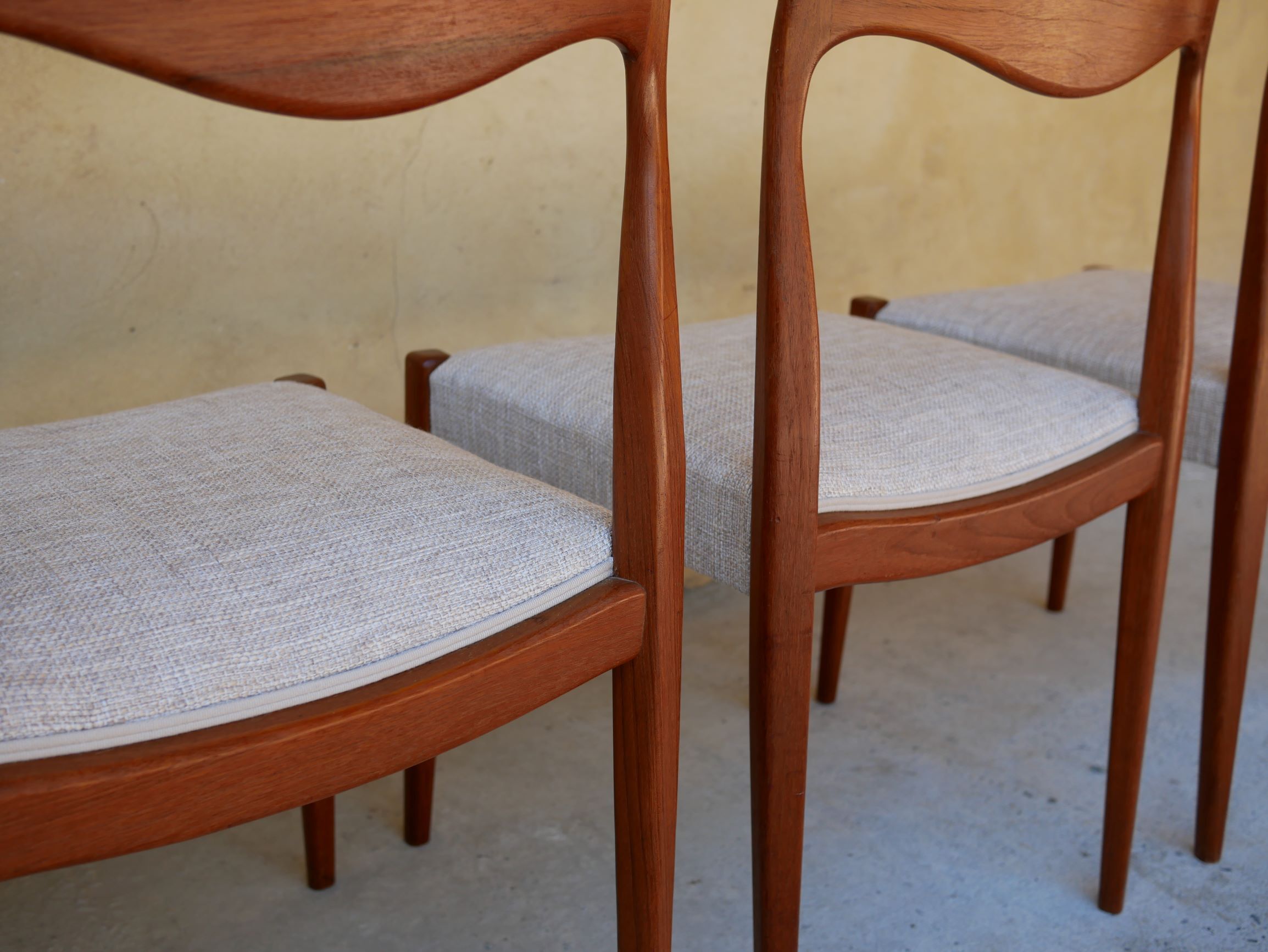 Set of 6 chairs Scandinavian teak by Niels Otto Møller