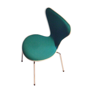 Chair Mod.  3107 Turquoise fabric design Jacobsen, Fritz hansen edition