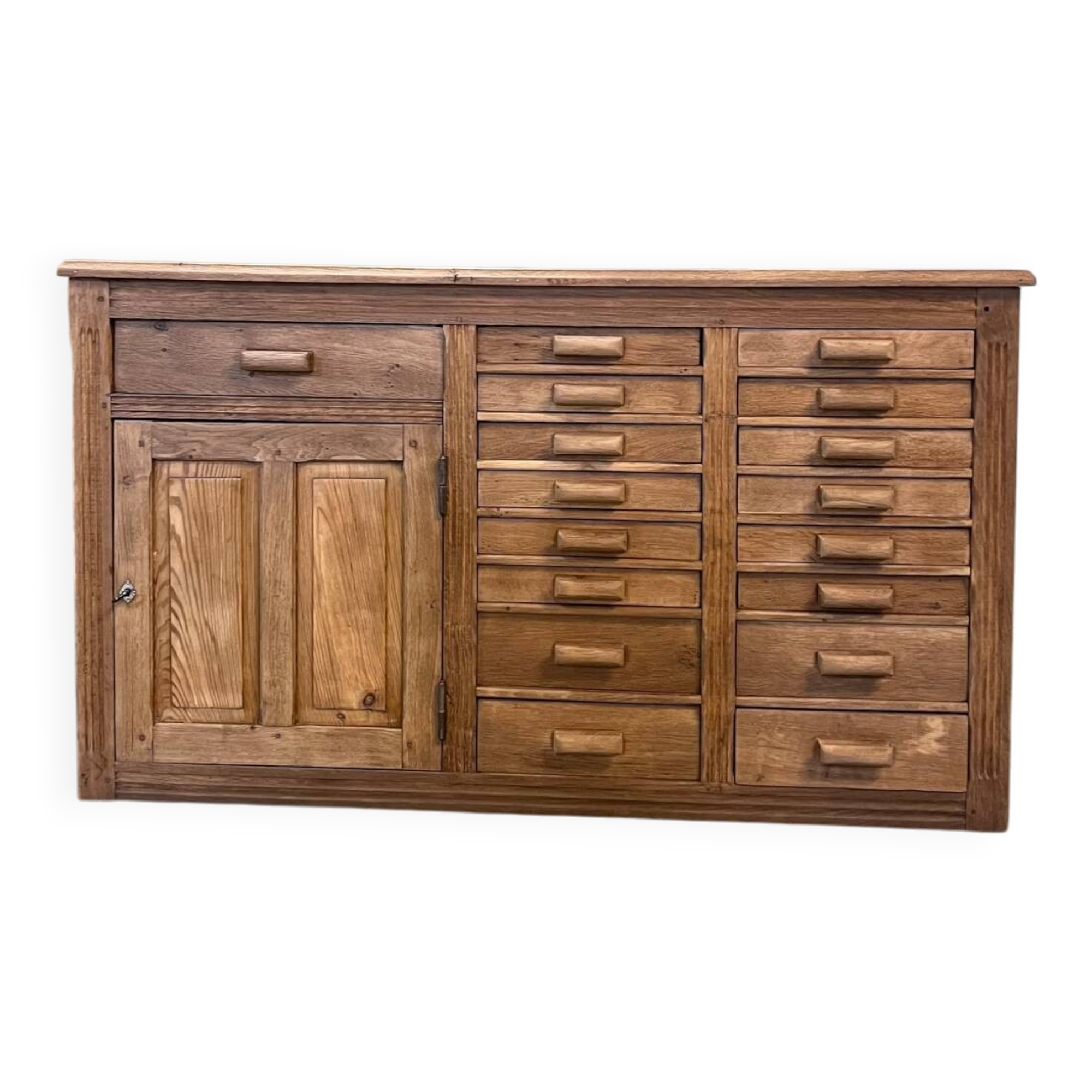 Jeweller's counter with drawers furniture