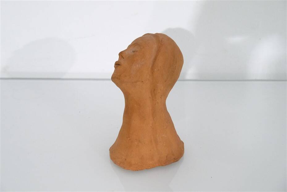 Terracotta bust of a woman 1970