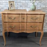 Crossbow chest of drawers