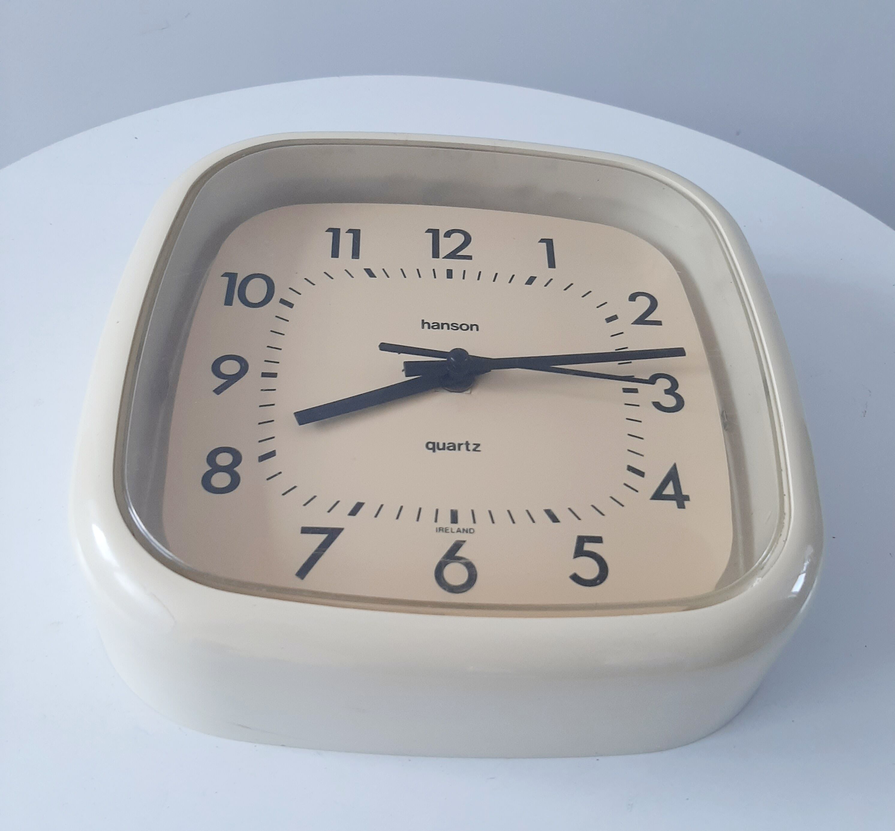 Horloge vintage Hanson beige