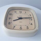 Vintage Hanson beige clock