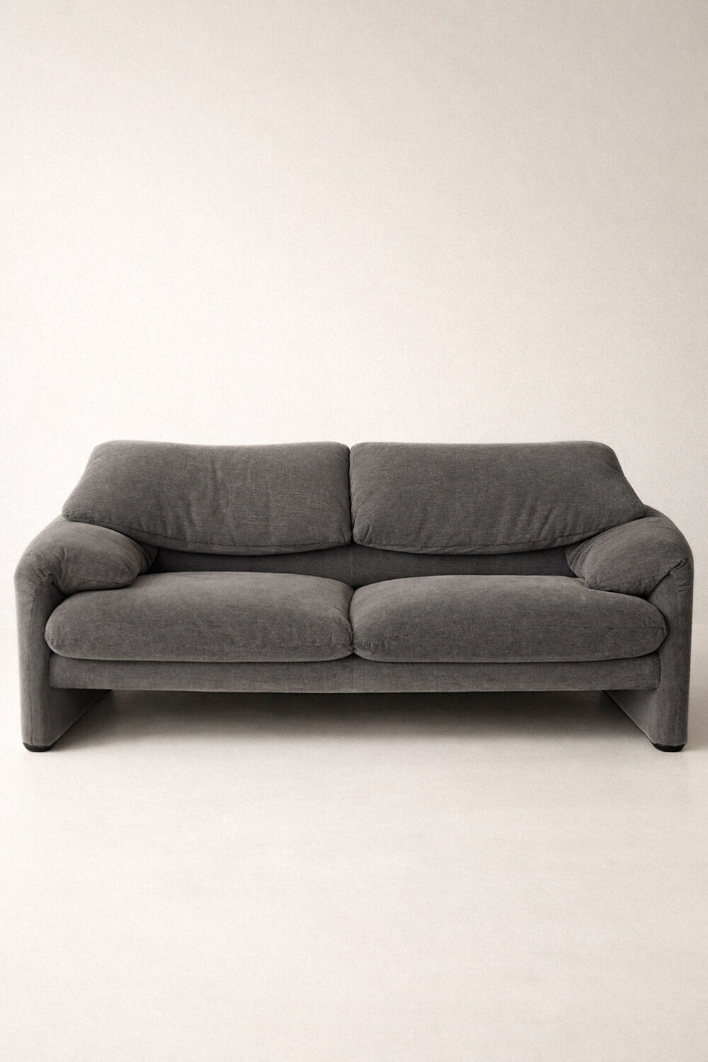 Maralunga 2-seater sofa by Cassina, designed by Vico Magistretti.