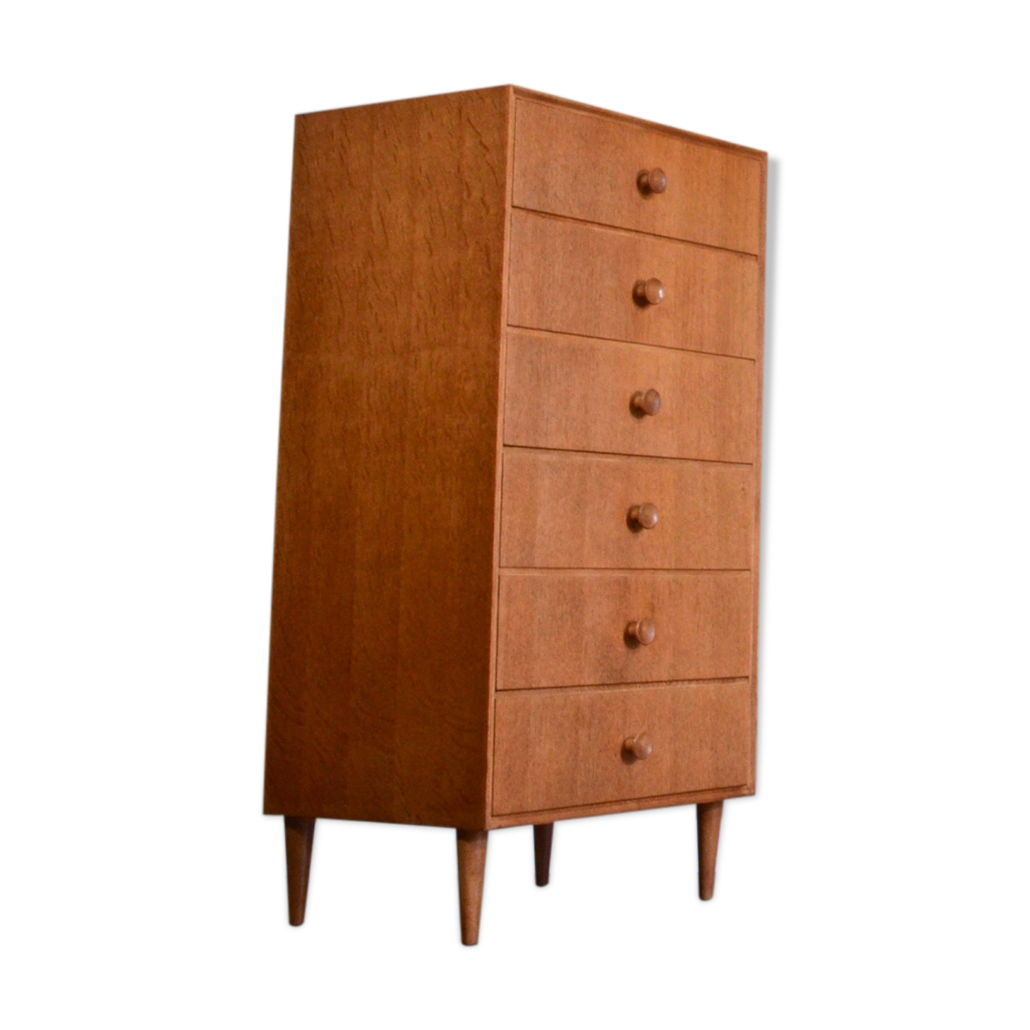 Vintage Meredew Tallboy / Chest Of Drawers in Oak.