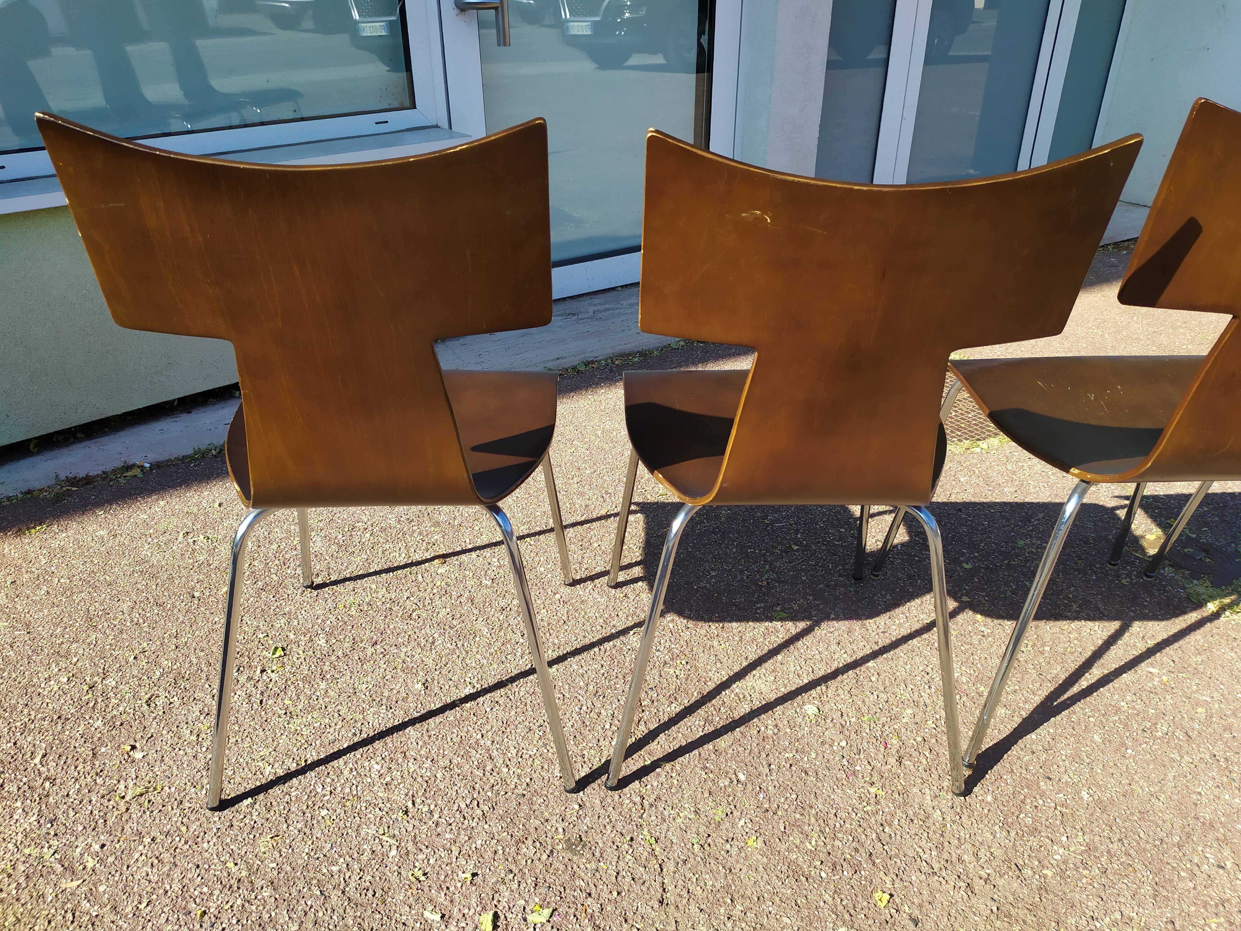 Set of 4 metal and wood chairs