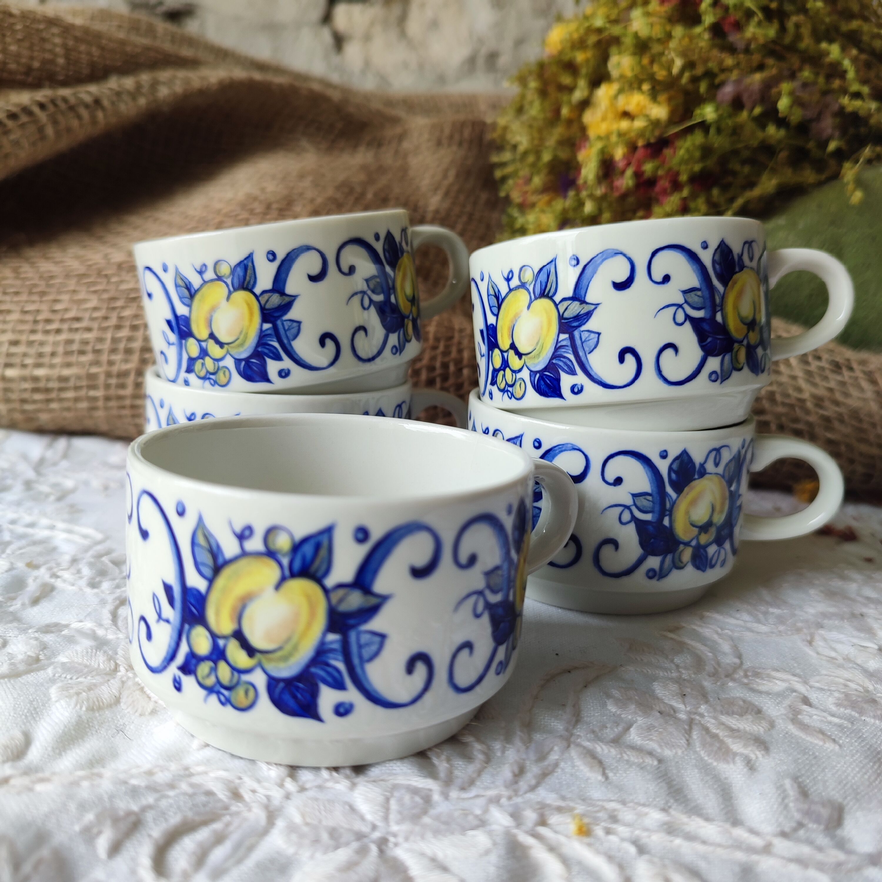 Set of 5 vintage Villeroy & Boch mugs – Cadiz model – Blue decor and