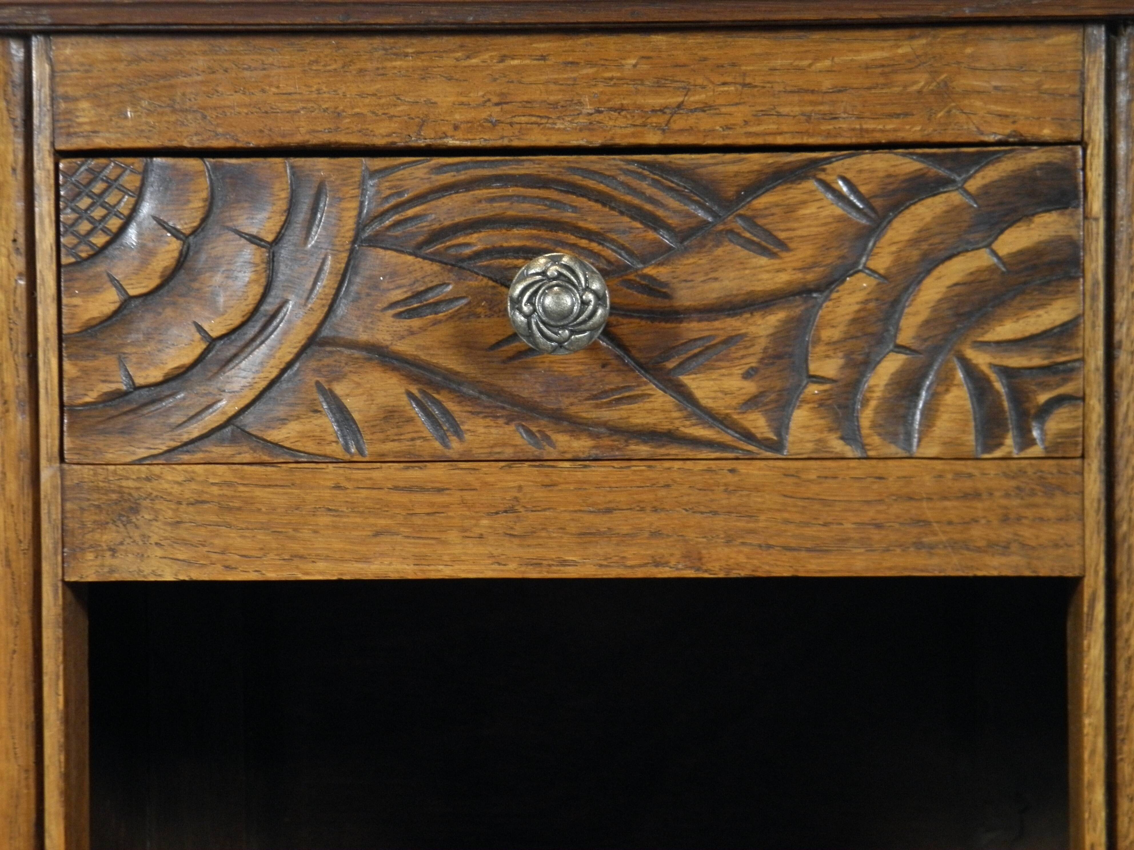 Occasional furniture, Art Deco bedside table