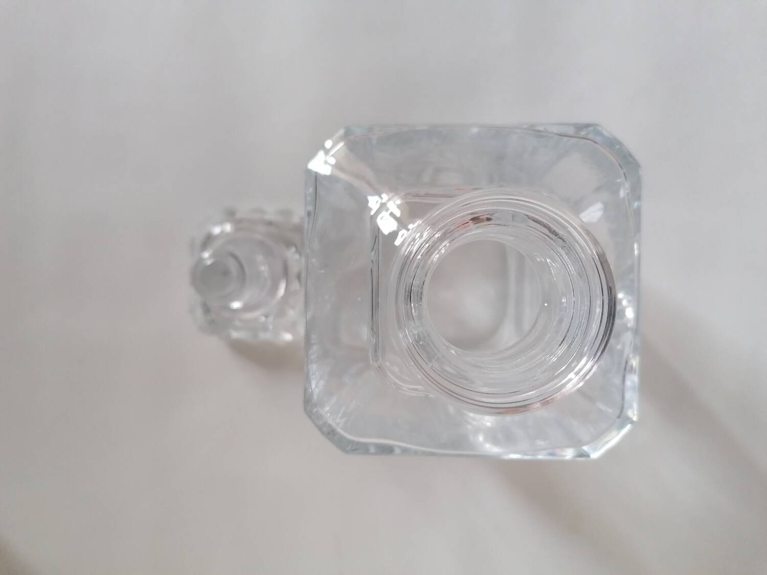 Cristal d'Arques whiskey decanter