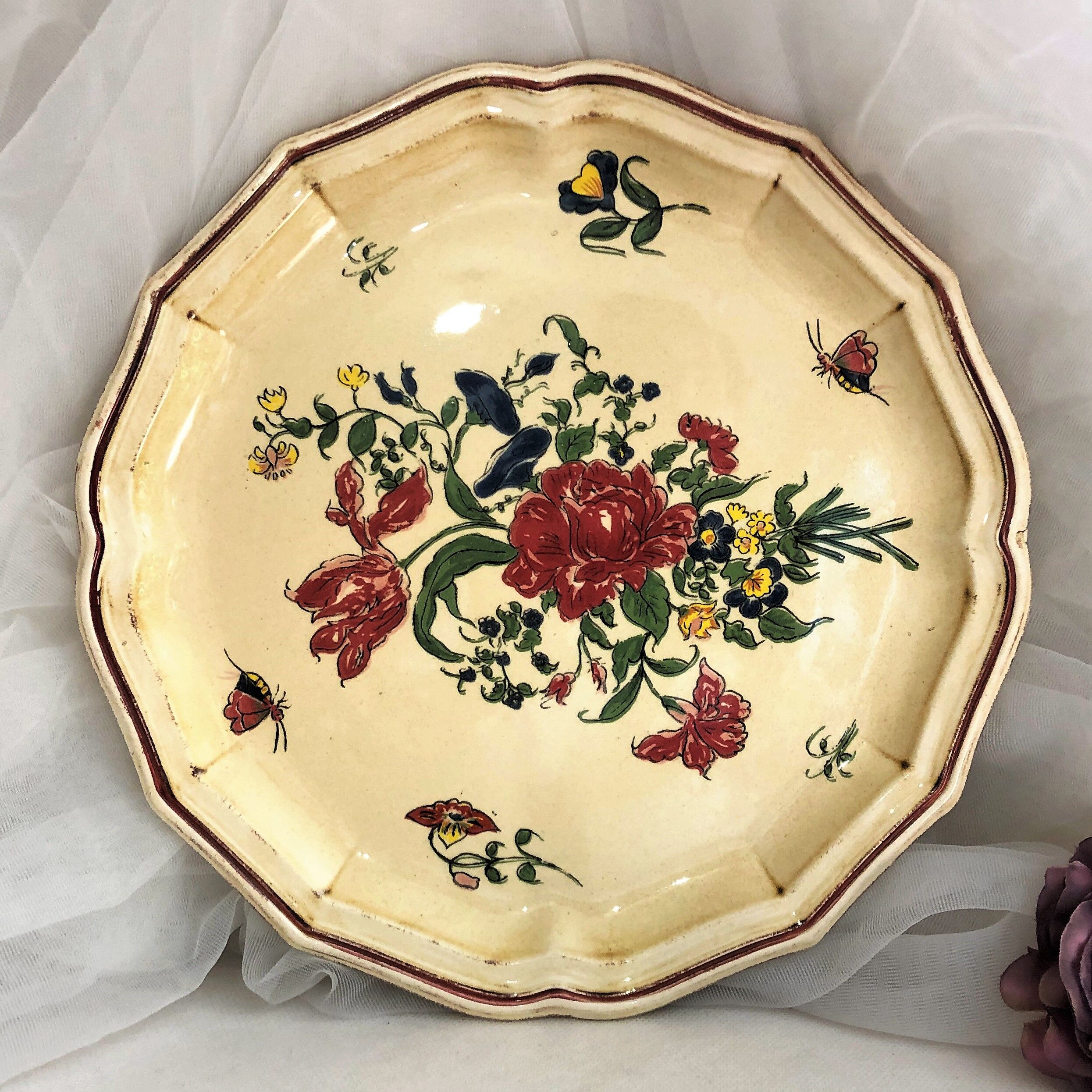 Decorative plate earthenware of Salins France decoration Strasbourg