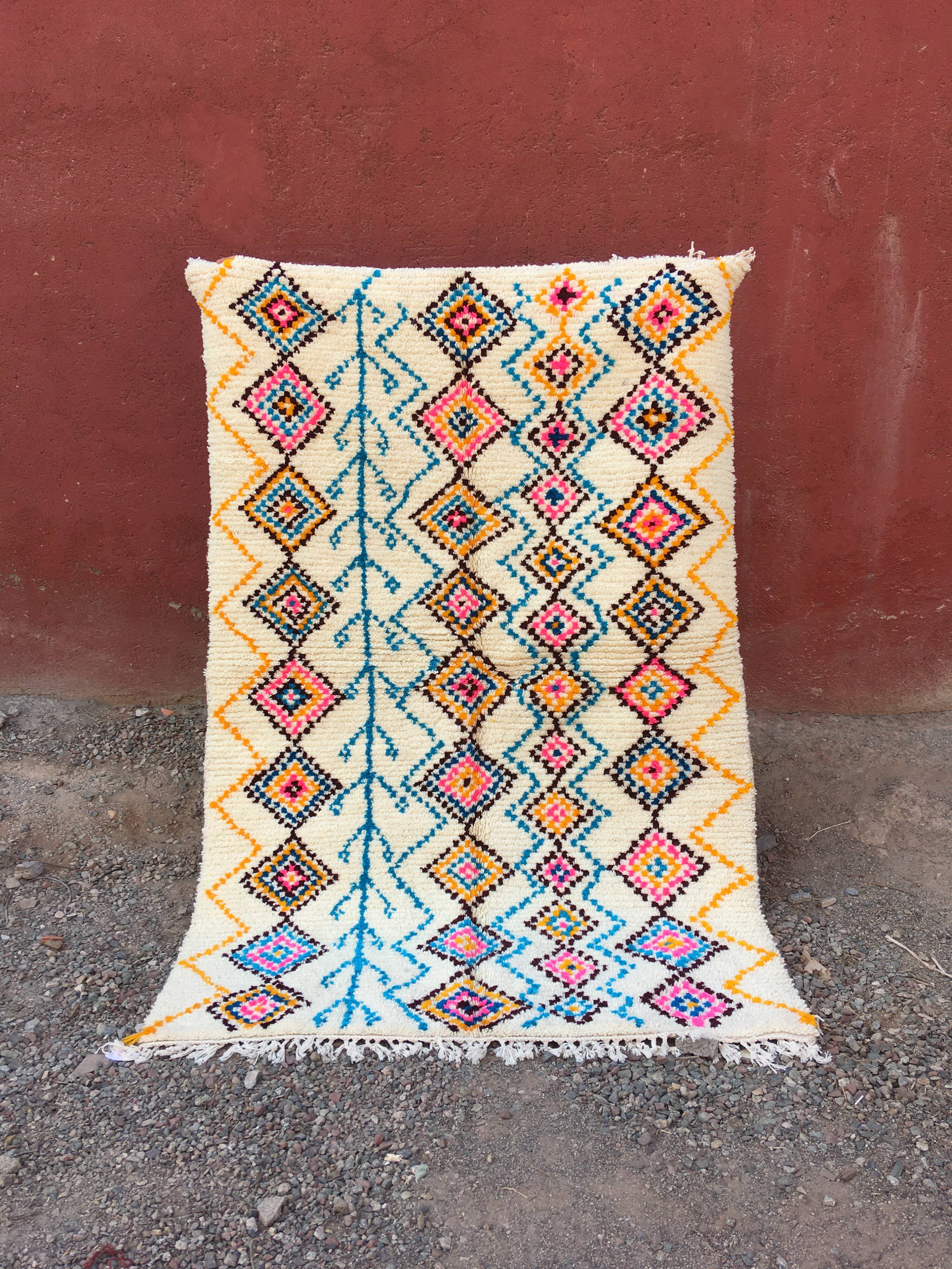 Azilal rug 236 x 158 cm