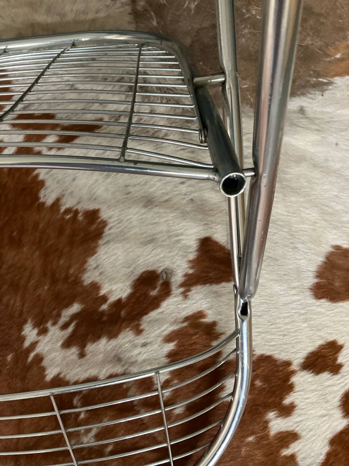 3 folding chairs