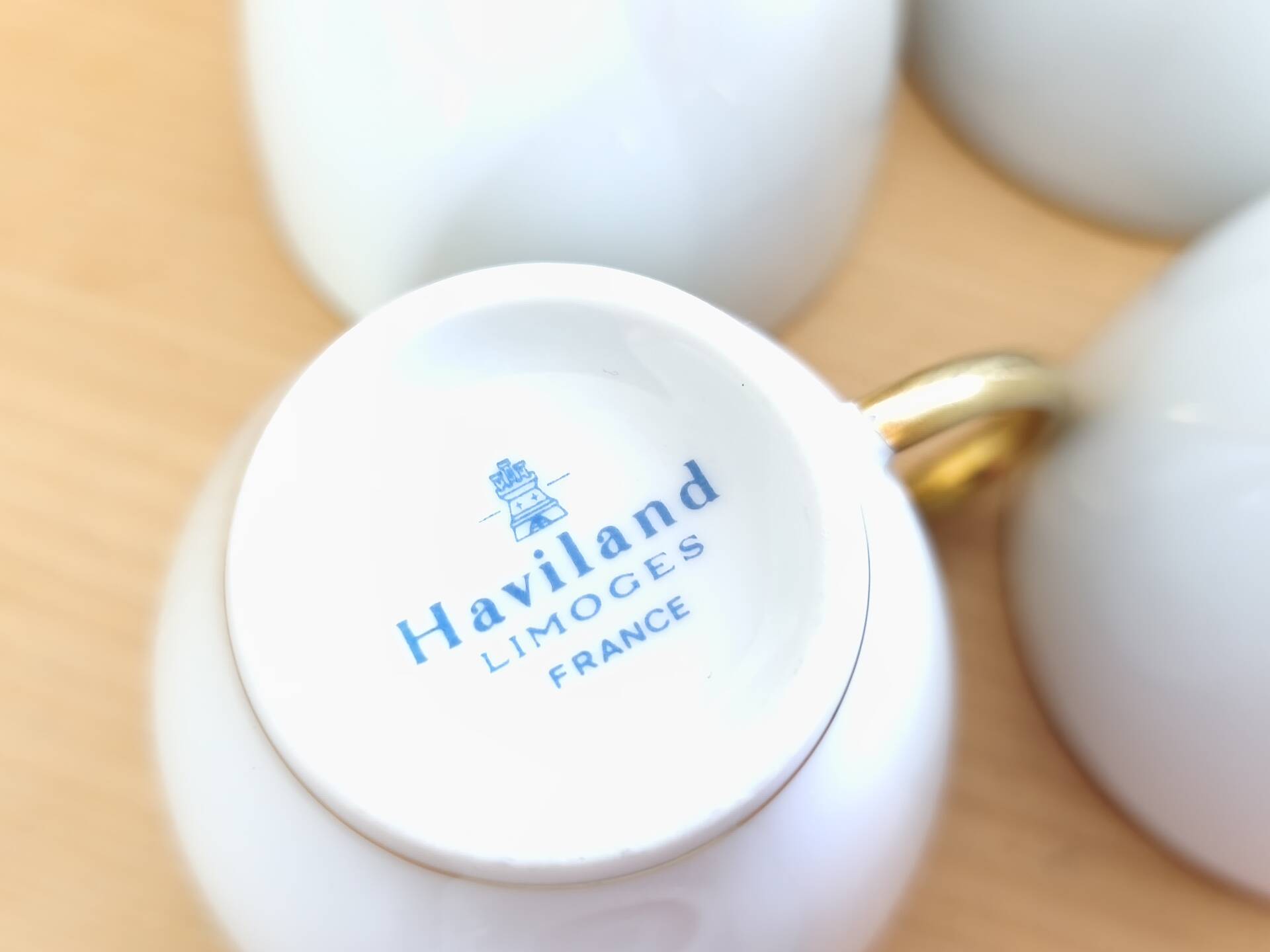 6 coffee cups and 2 saucers Haviland Limoges