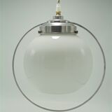 Opaline globe suspension