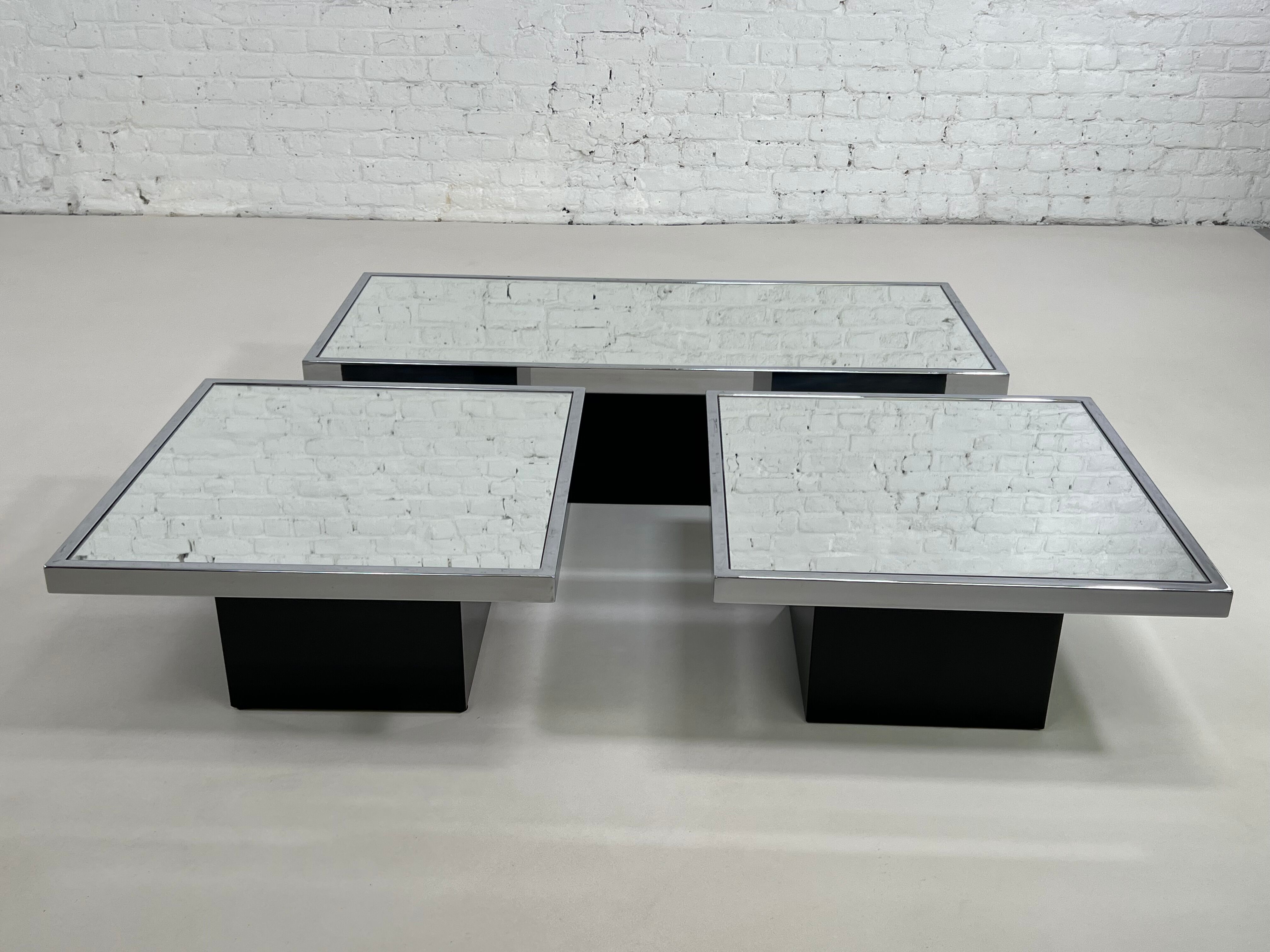 Trio of square and rectangular coffee tables 60s - 70s for Cidue