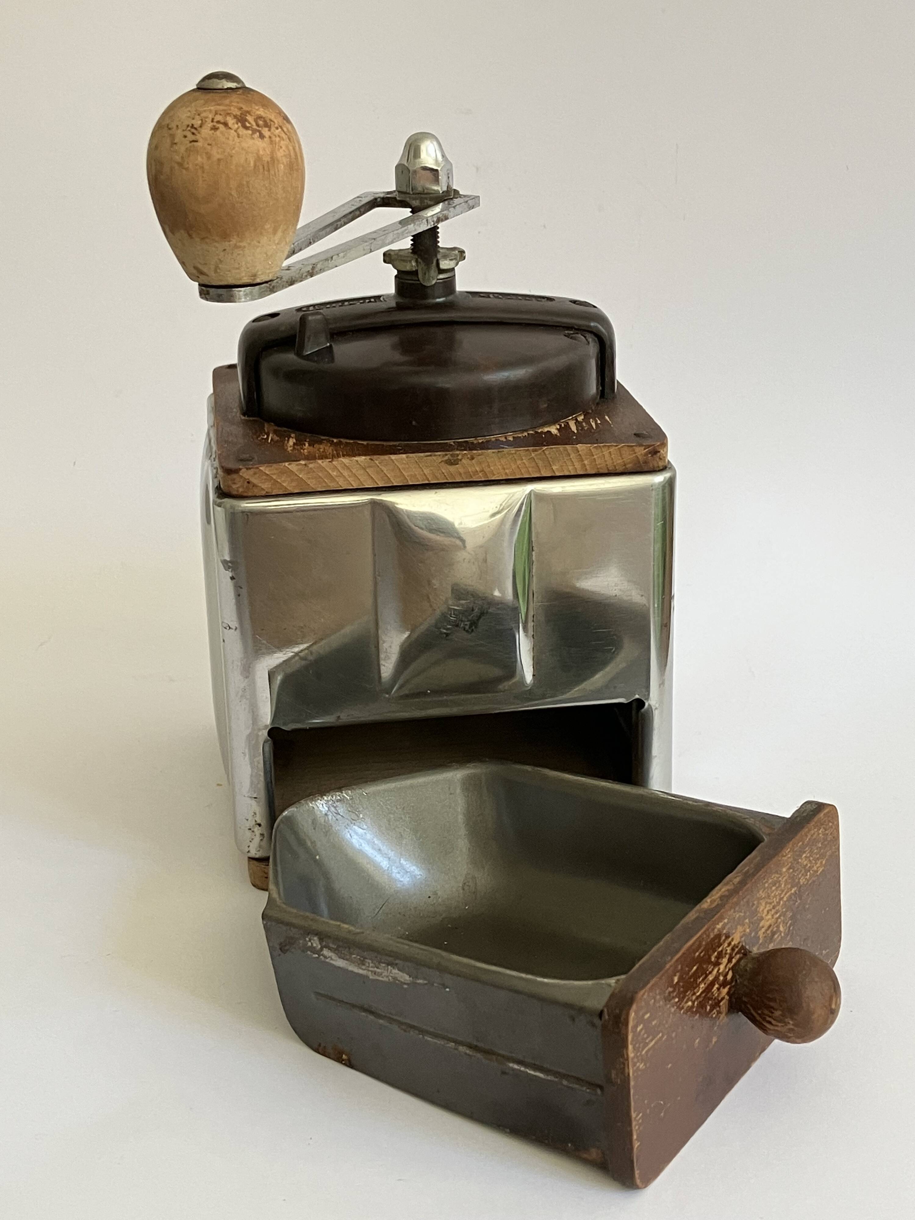 Peugeot Frères coffee grinder, Peuginox