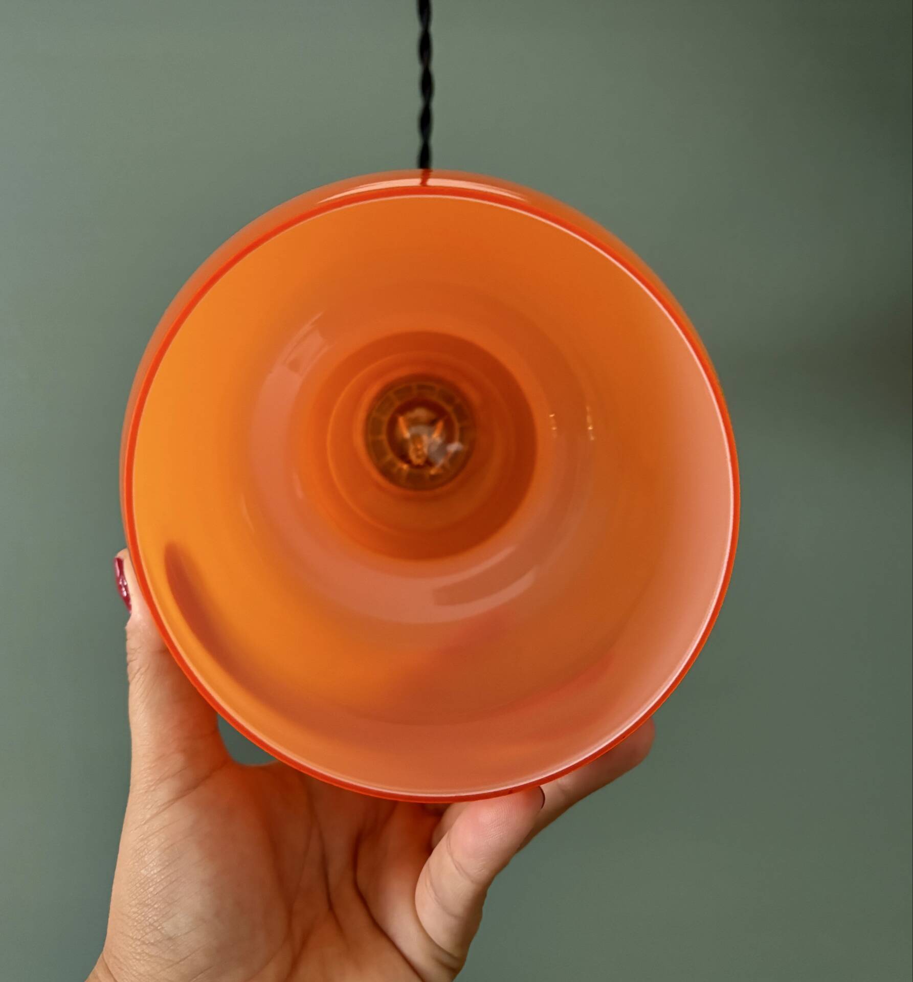 Suspension globe vintage en opaline orange