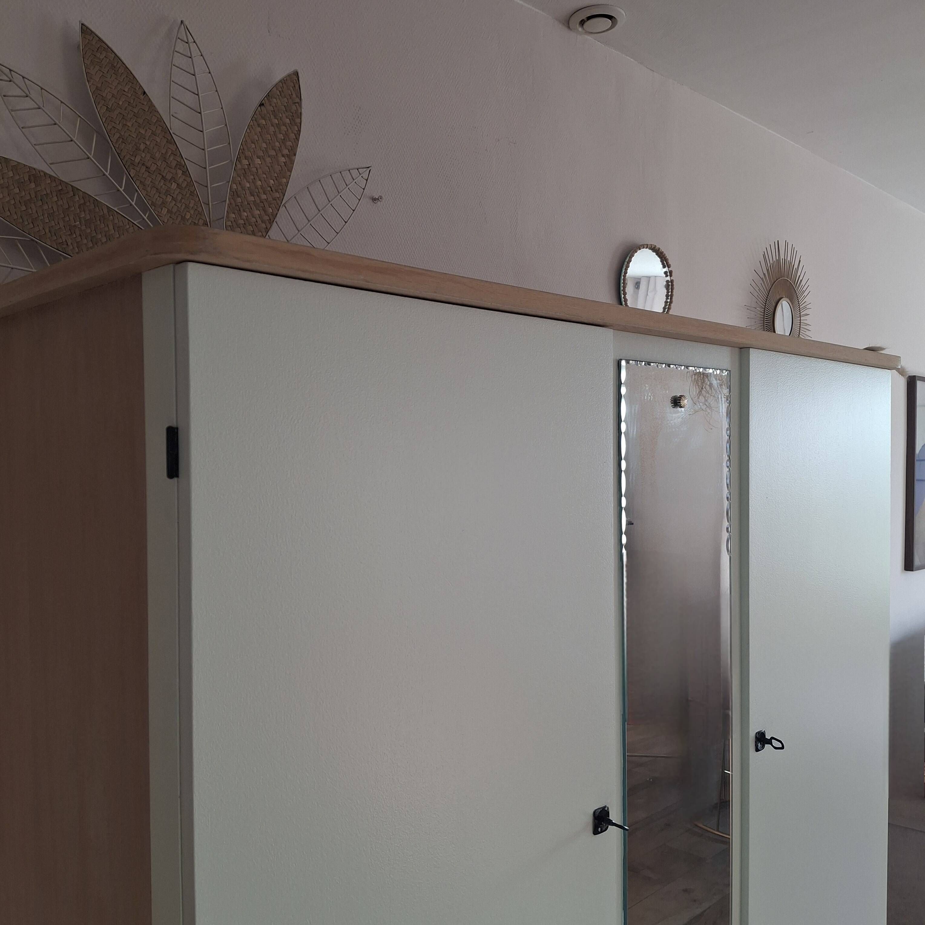 Armoire vintage années 60 relookée