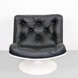 Lounge chair model f976 by G. Harcourt for Artifort