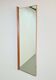 Miroir rectangulaire en teck scandinave des années 1960.