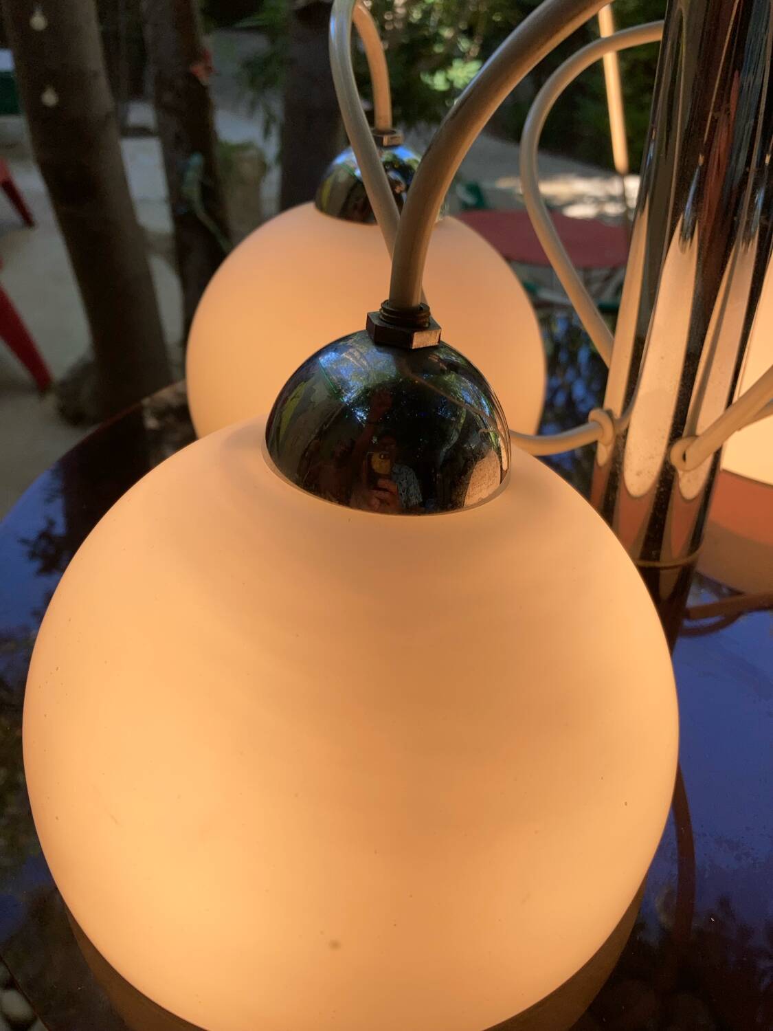 Lustre italien en opaline et plexiglas 70’s