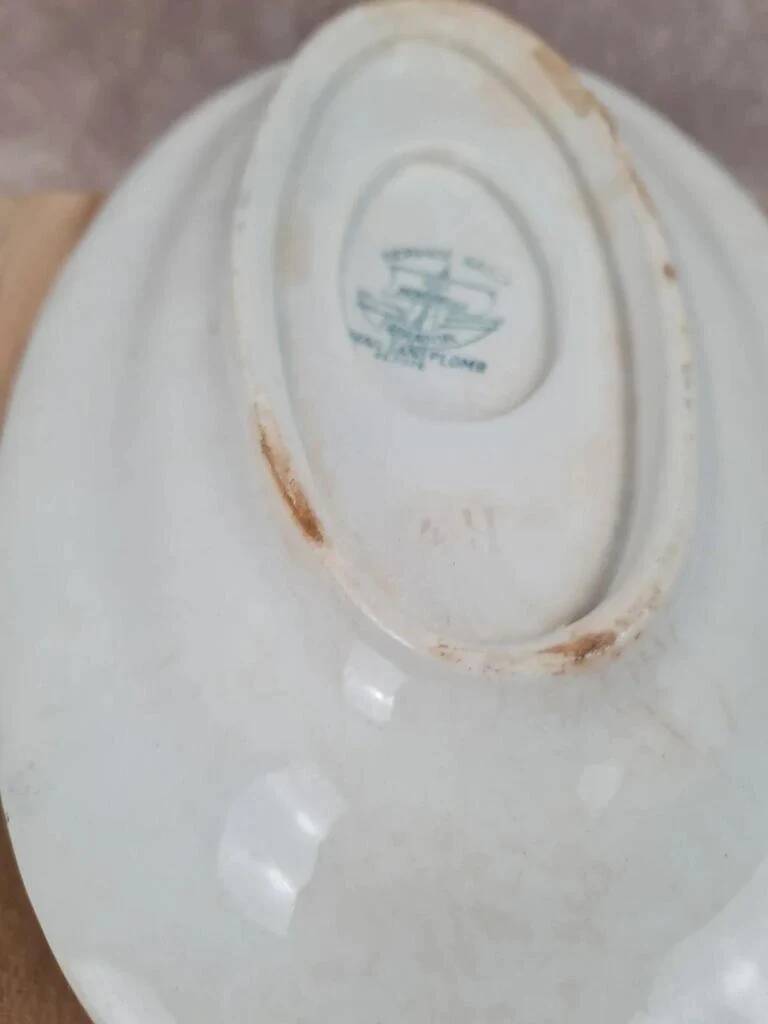 Antique sauceboat Creil & Montereau – Nancy service