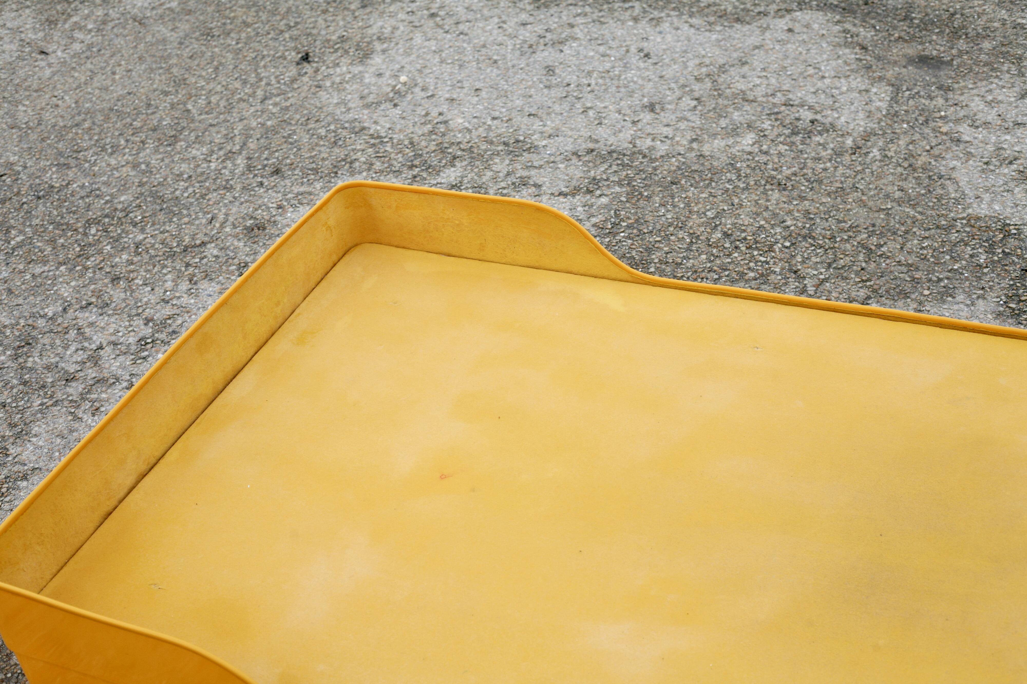 Ozoo bed, Marc Berthier, fiberglass, France, 1967