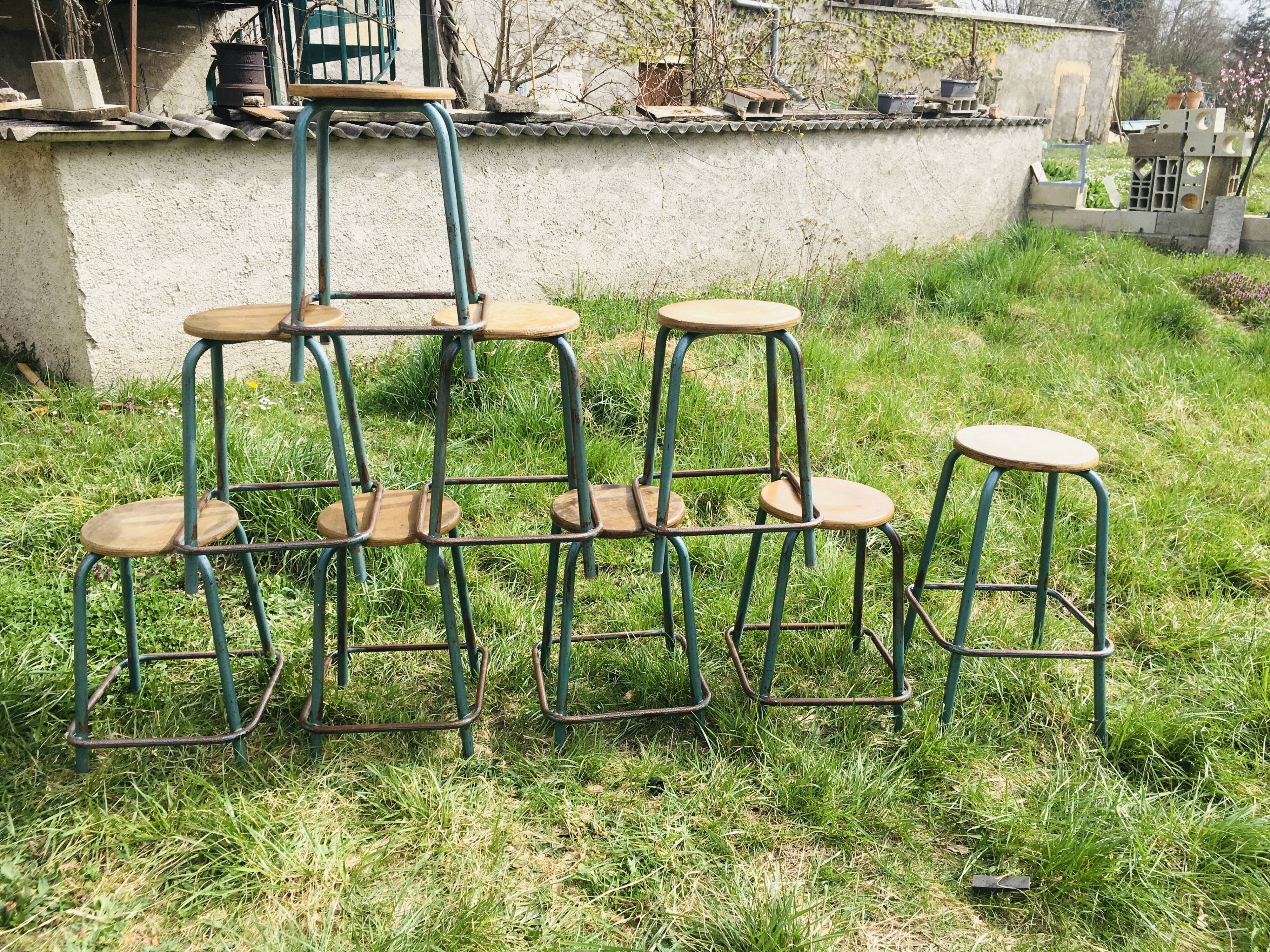 Set of 9 green / blue chains industrial stool years '50s including 8 low and a top