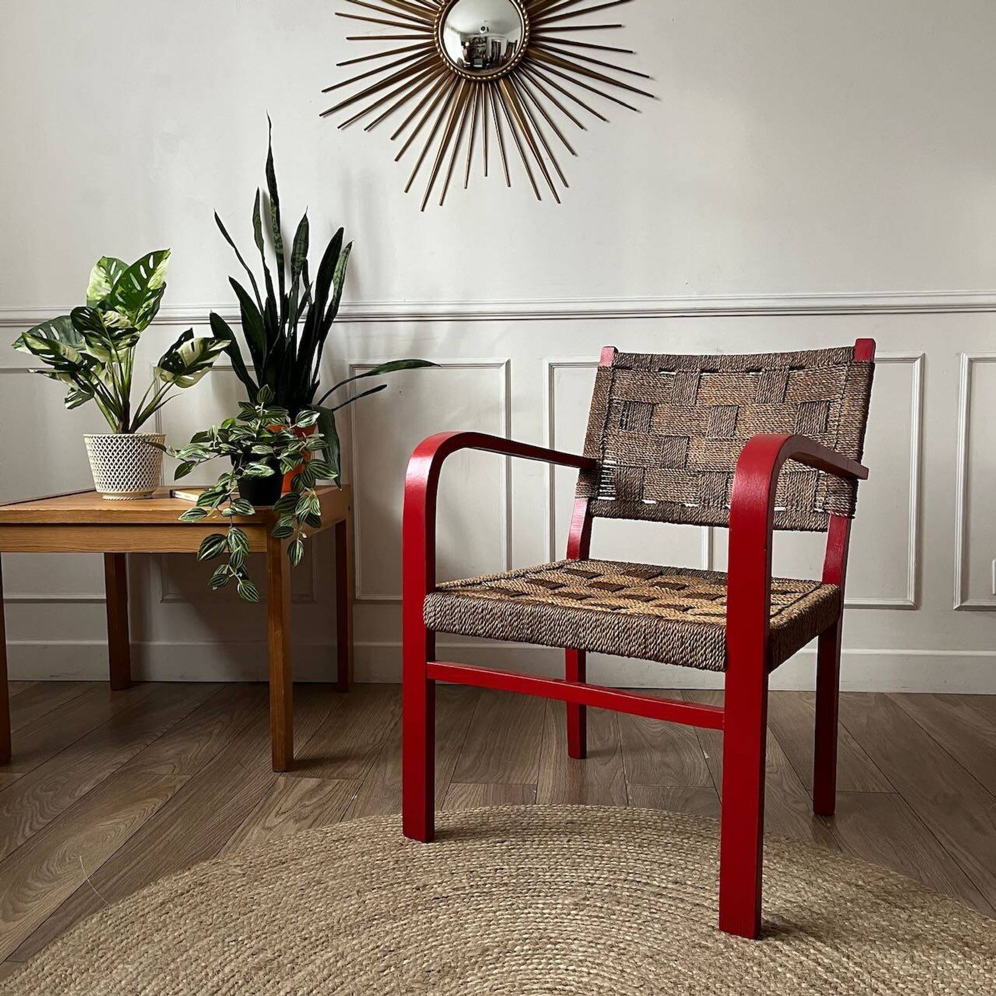 Vintage armchair in red wood and rope