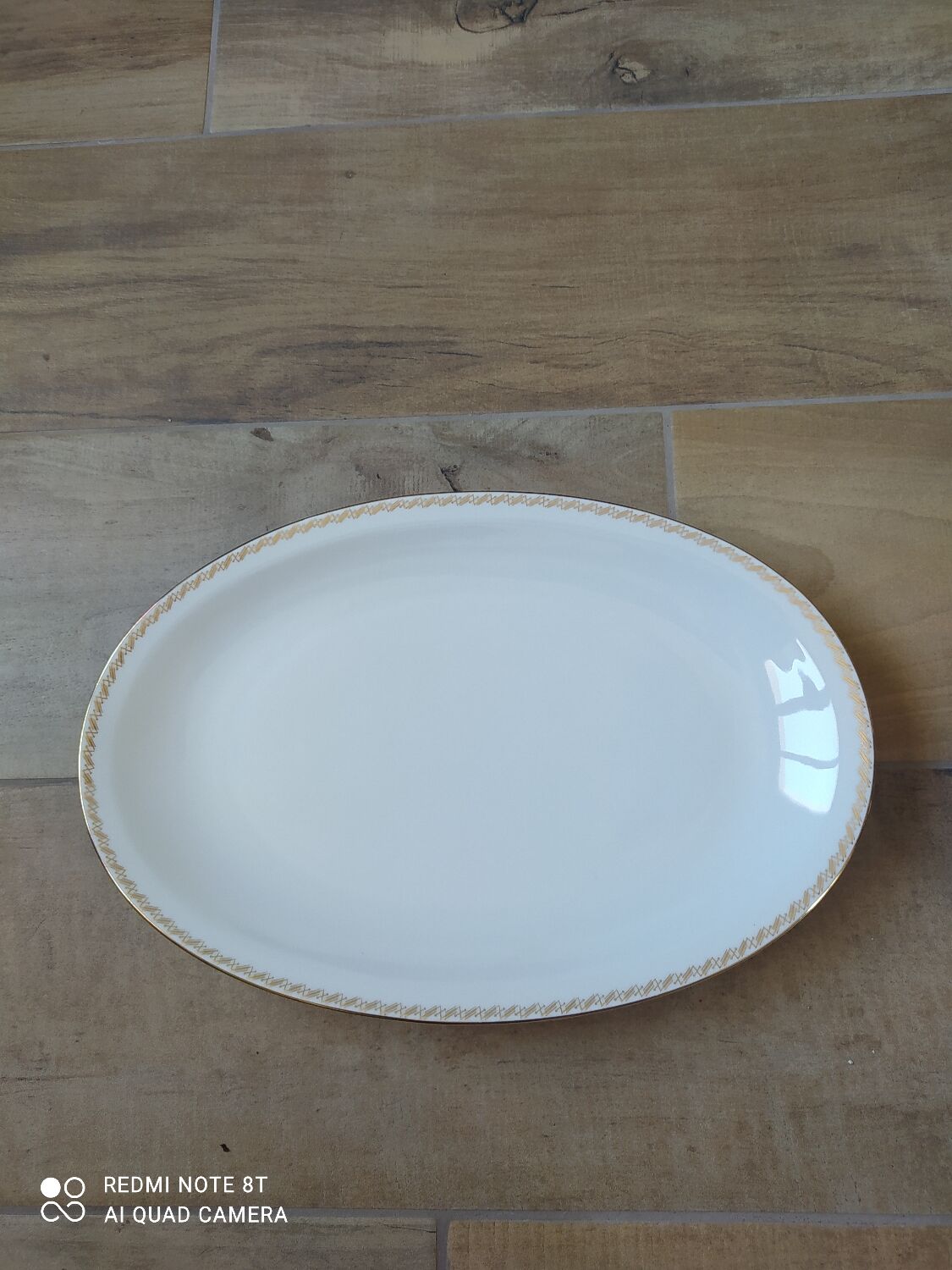 Oval plate in German porcelain from Bavaria