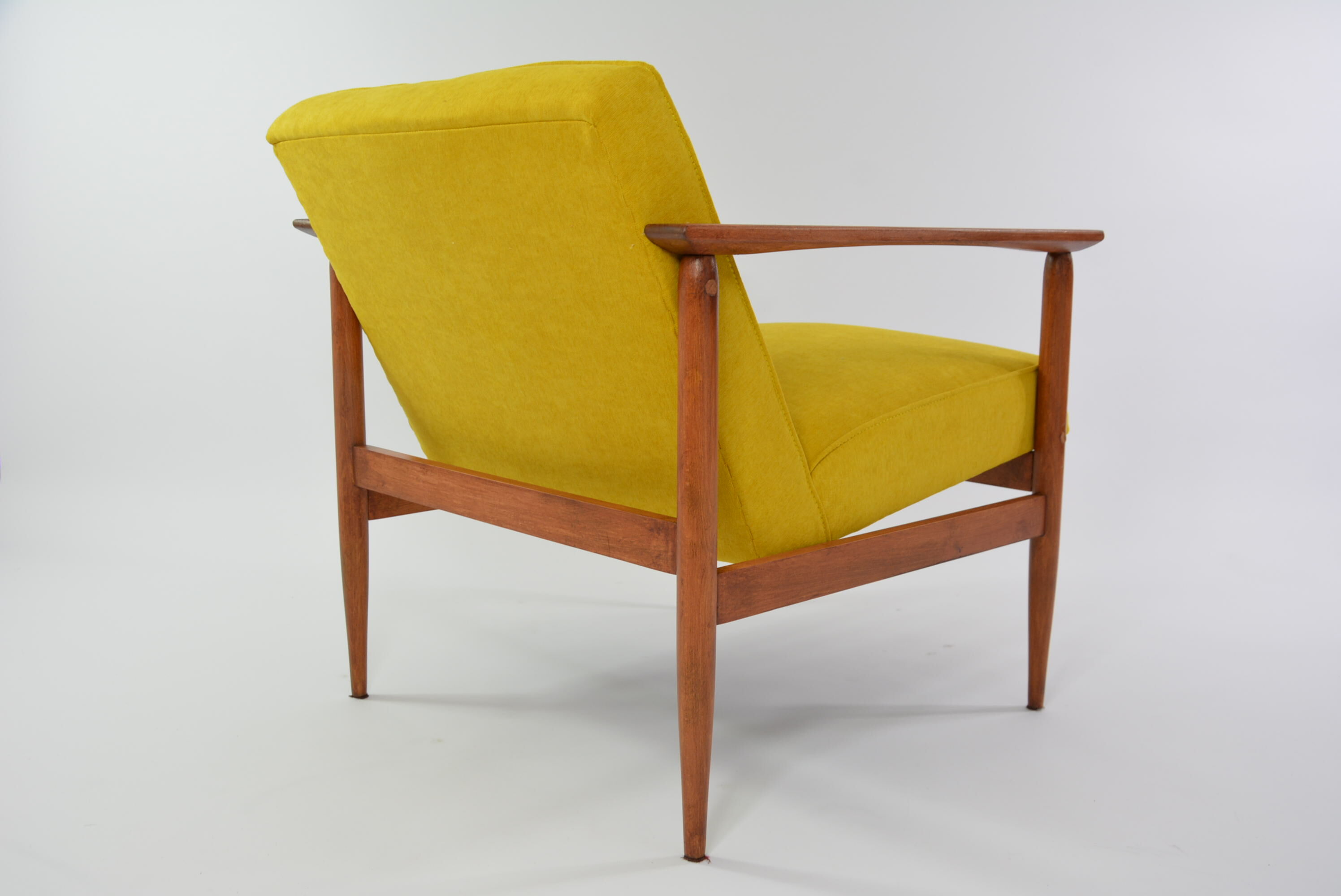 Yellow armchair M