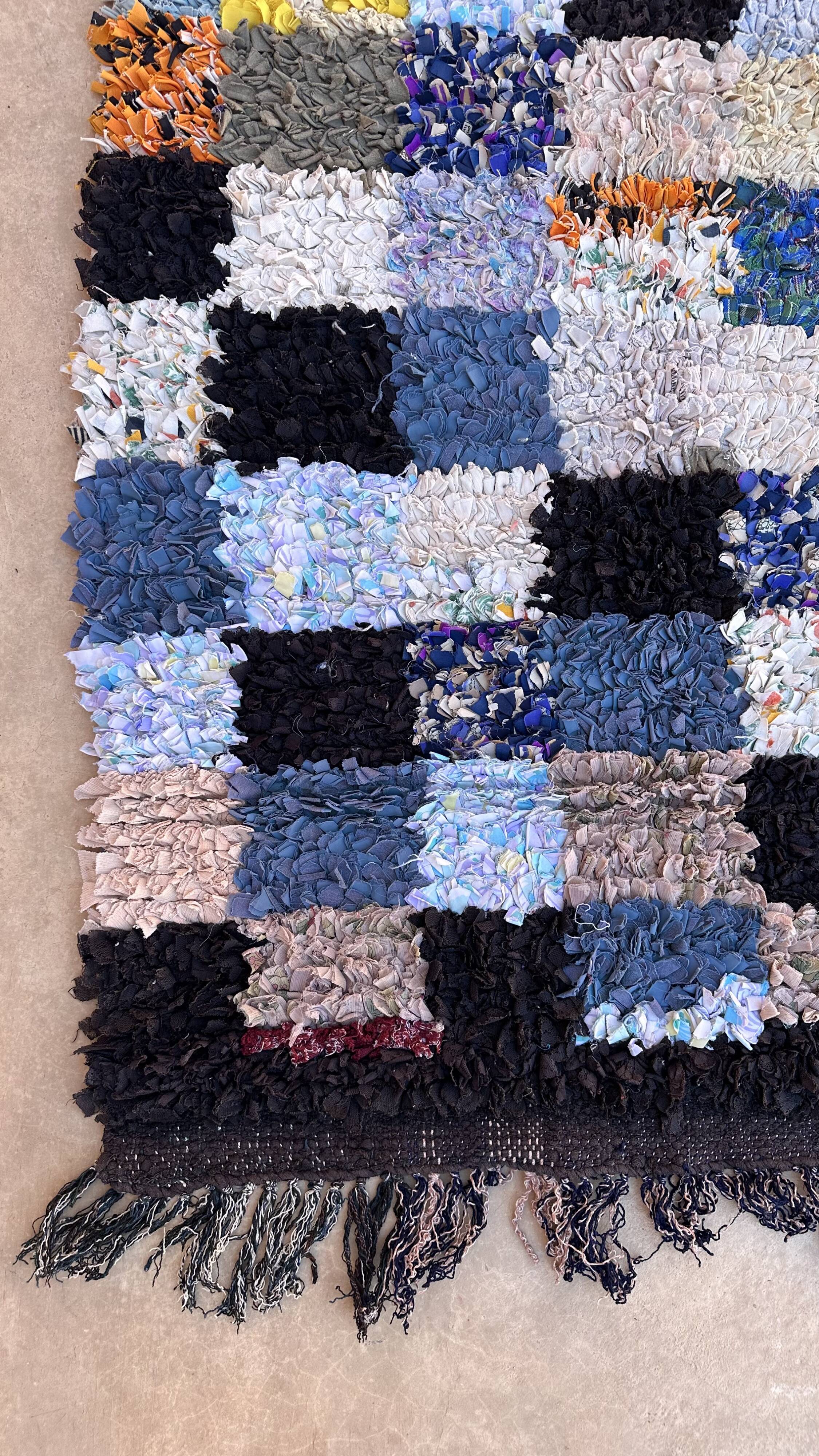 Colorful Boucherouite Moroccan rug - 87 x 152 cm