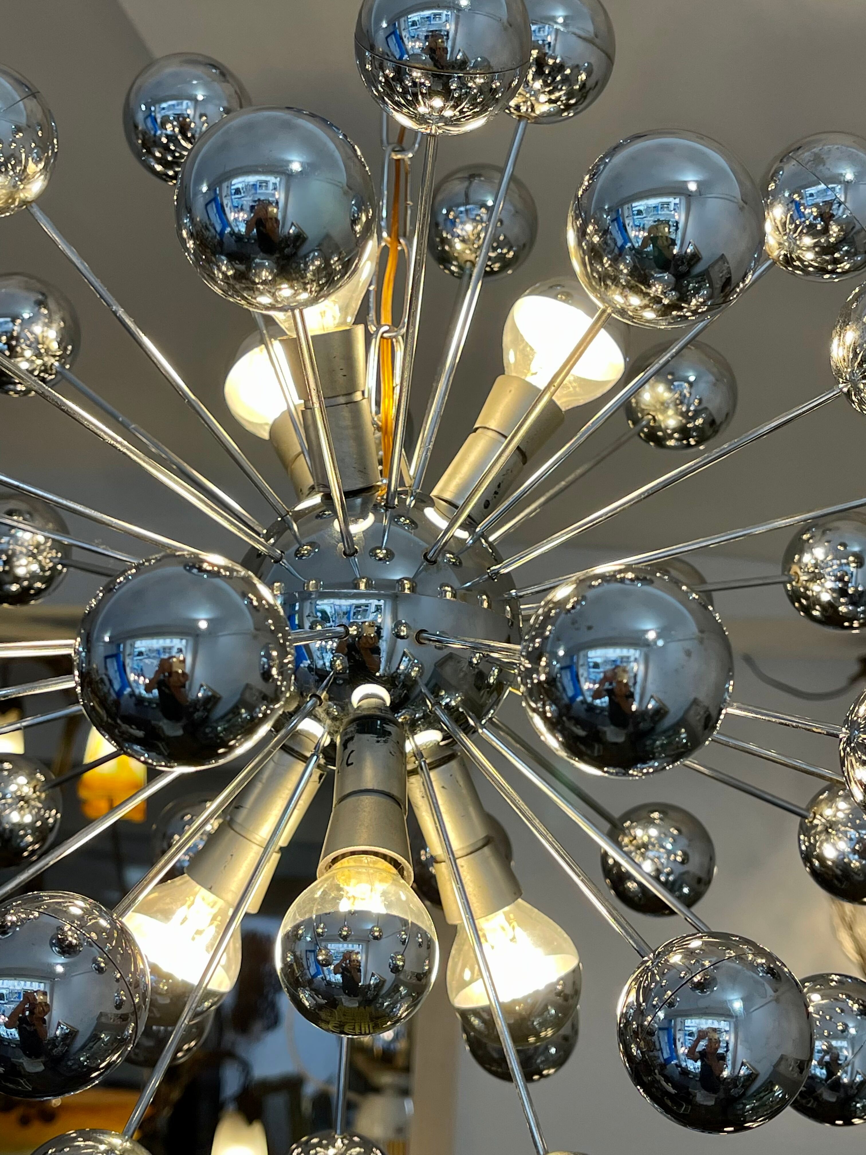 Sputnik chandelier 70
