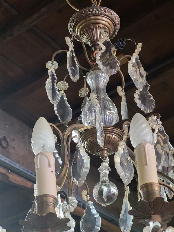 Chandelier with tassels 8 bulbs