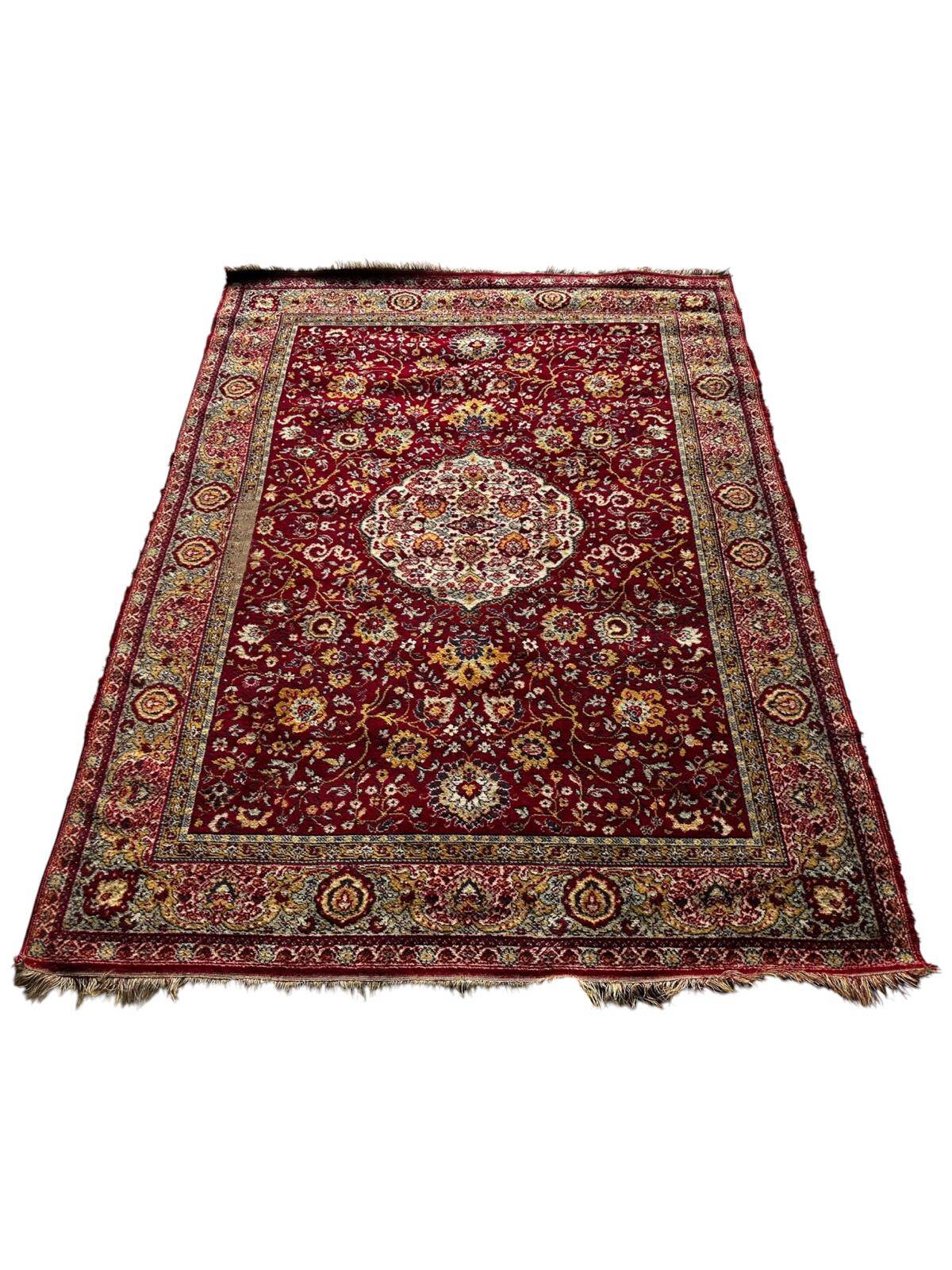 Oriental-style wool rug 220cm x 170cm
