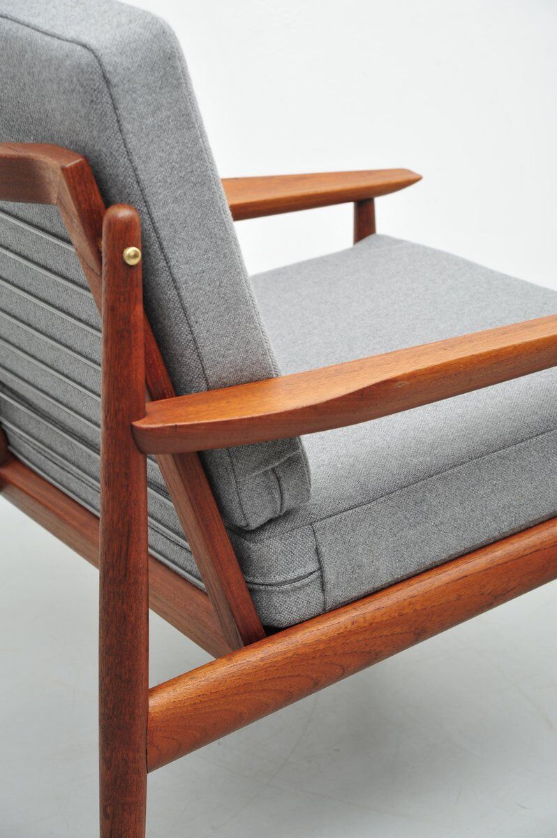 Chaise longue en teck danois grise par Glostrup, années 1950.