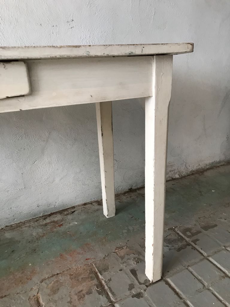 White wooden table