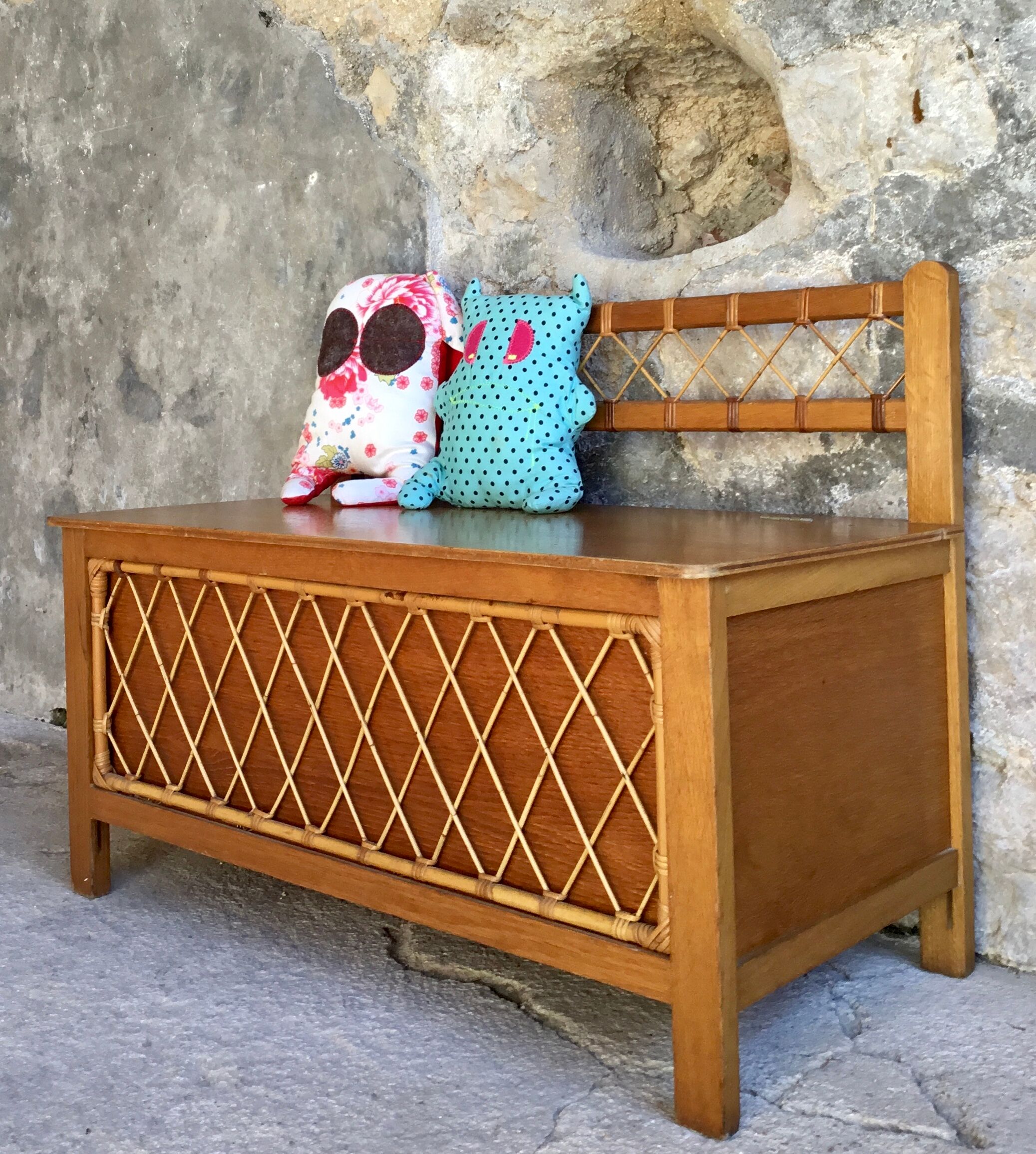 Vintage toy chest or rattan children's bench - 1960