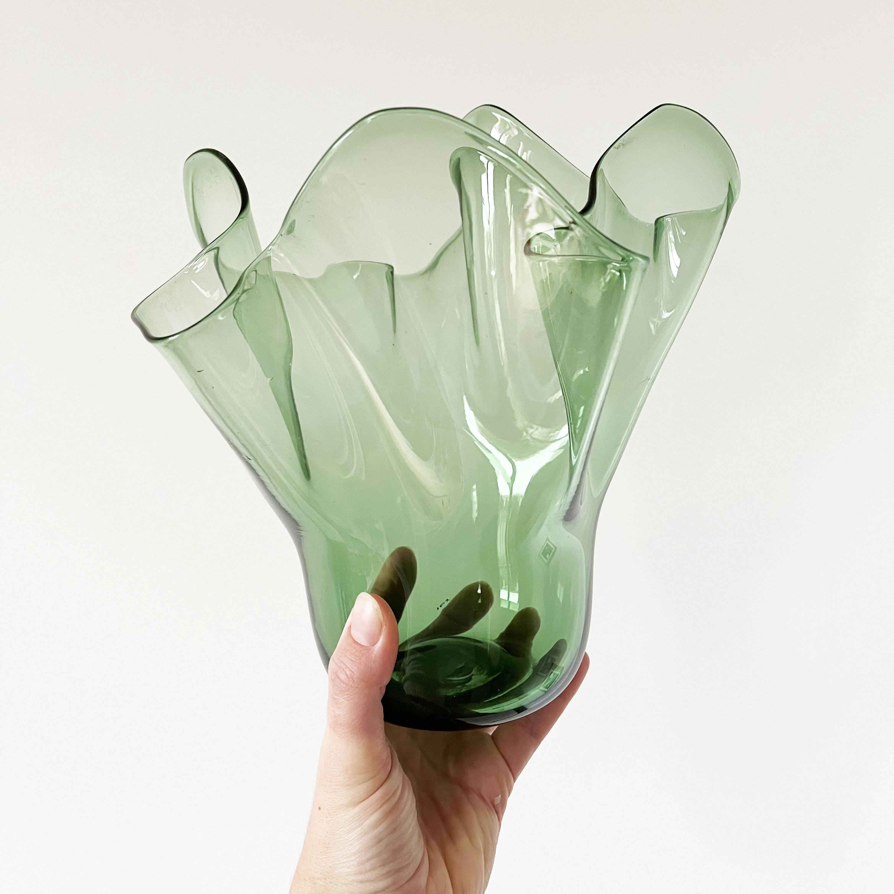 Italian blown glass handkerchief vase Empoli 1950
