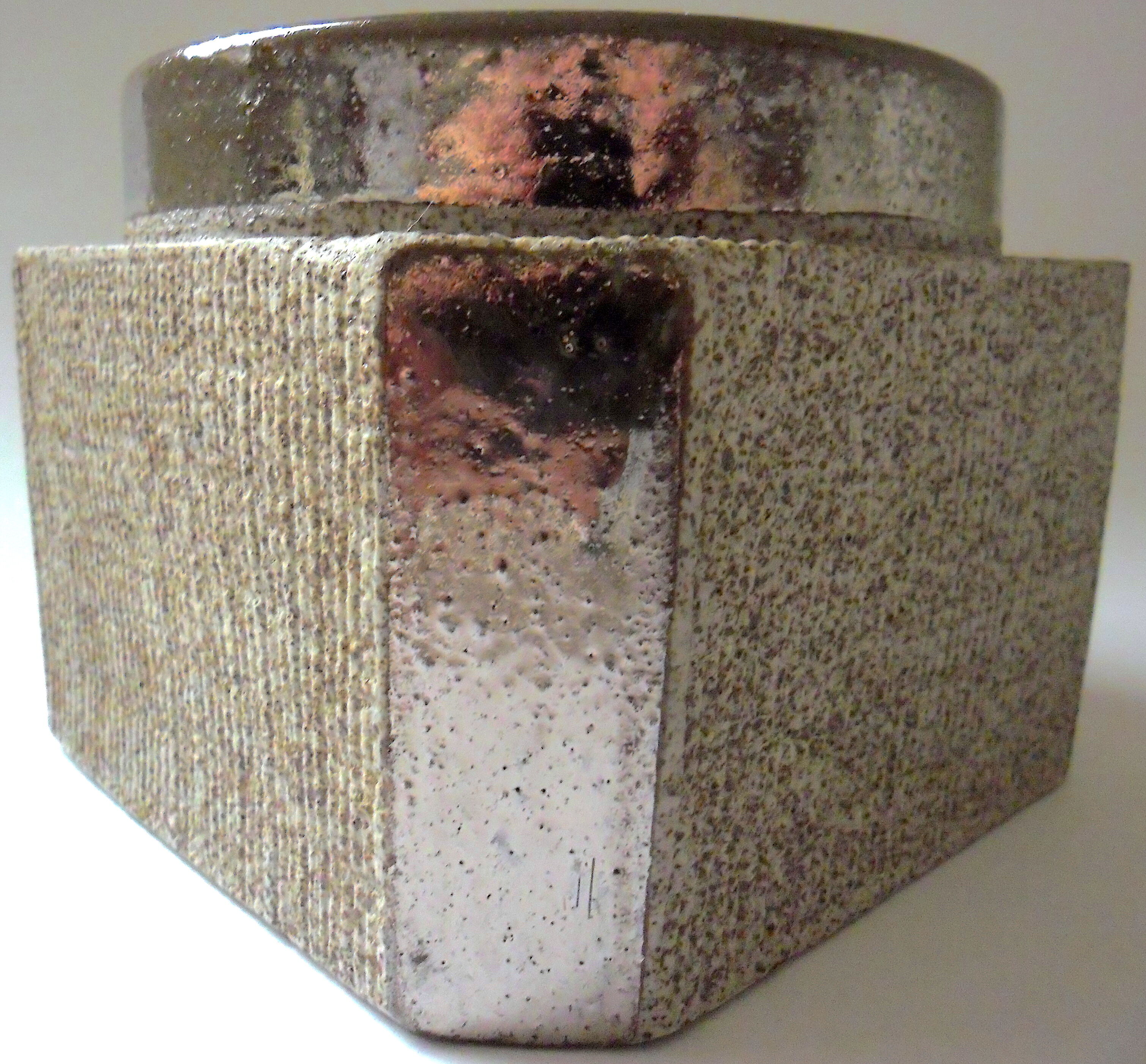 Pot à tabac en grès à émaillage métallescent par Lucien Brisoux (1878-1963)