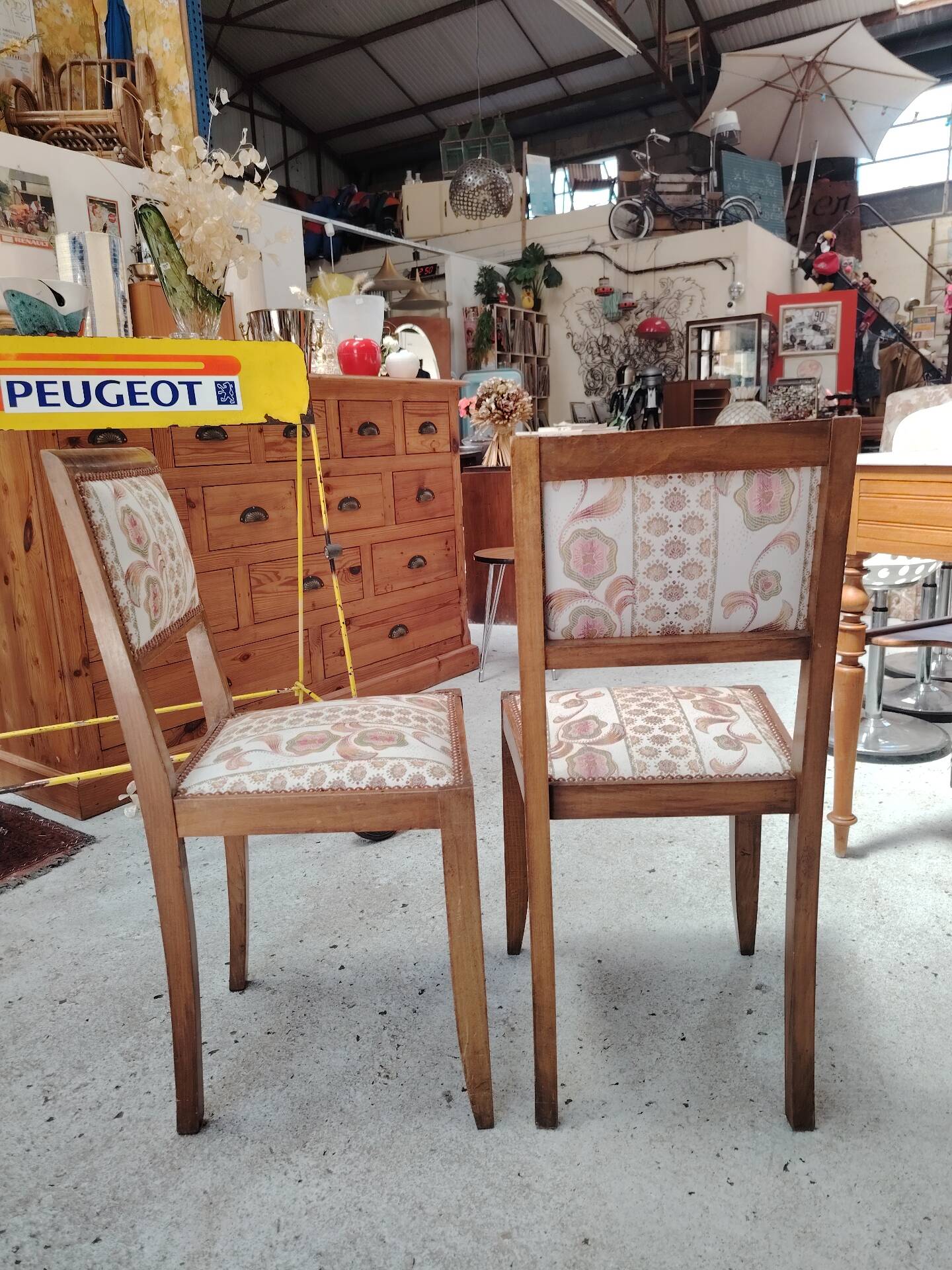 Pair of vintage solid wood chairs with upholstery – 1960