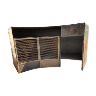 Industrial counter furniture in metal and wrought iron