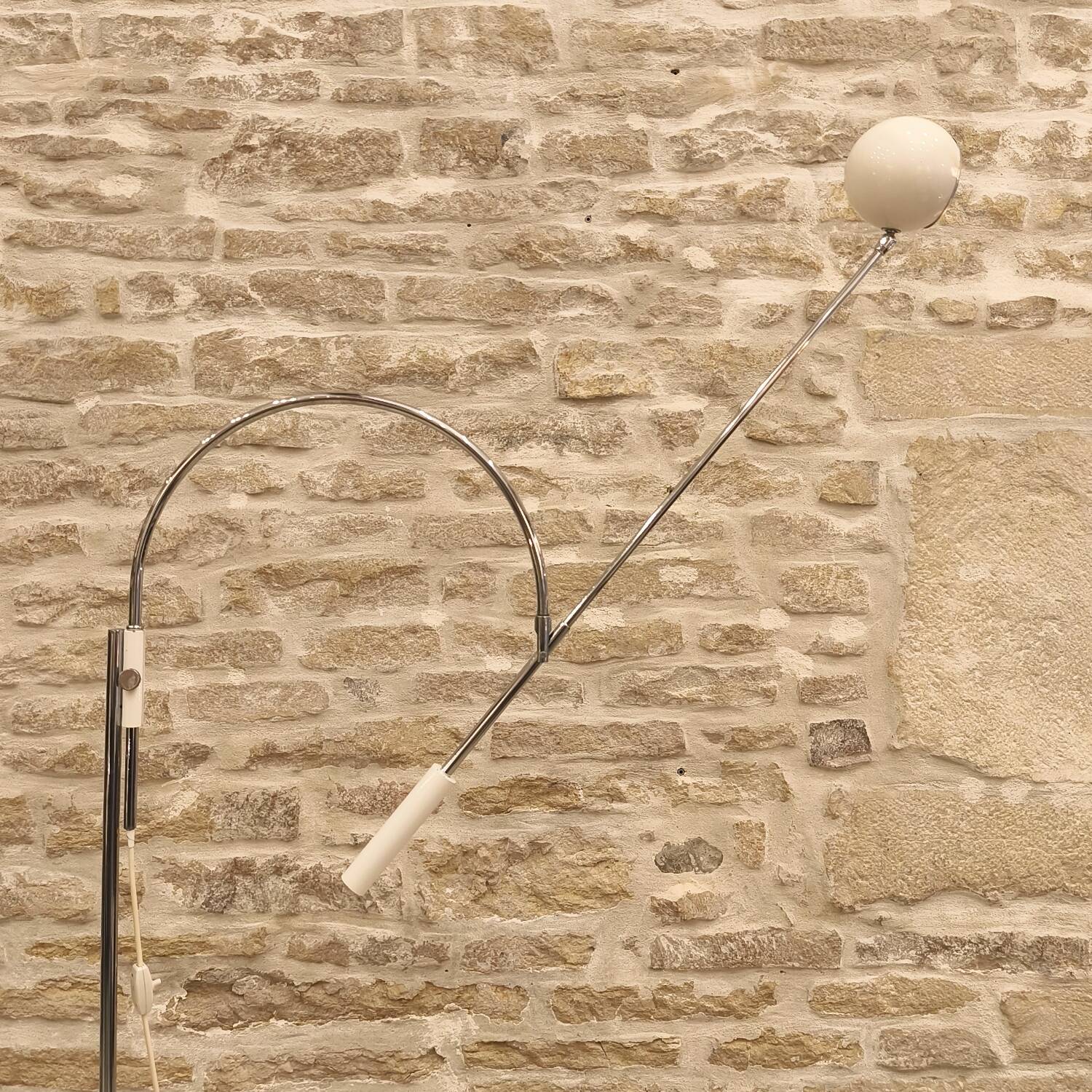 Orbiter floor lamp, Design by Robert Sonneman, Luci Italia, 1960