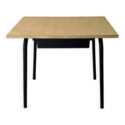 bureau vintage dessus formica