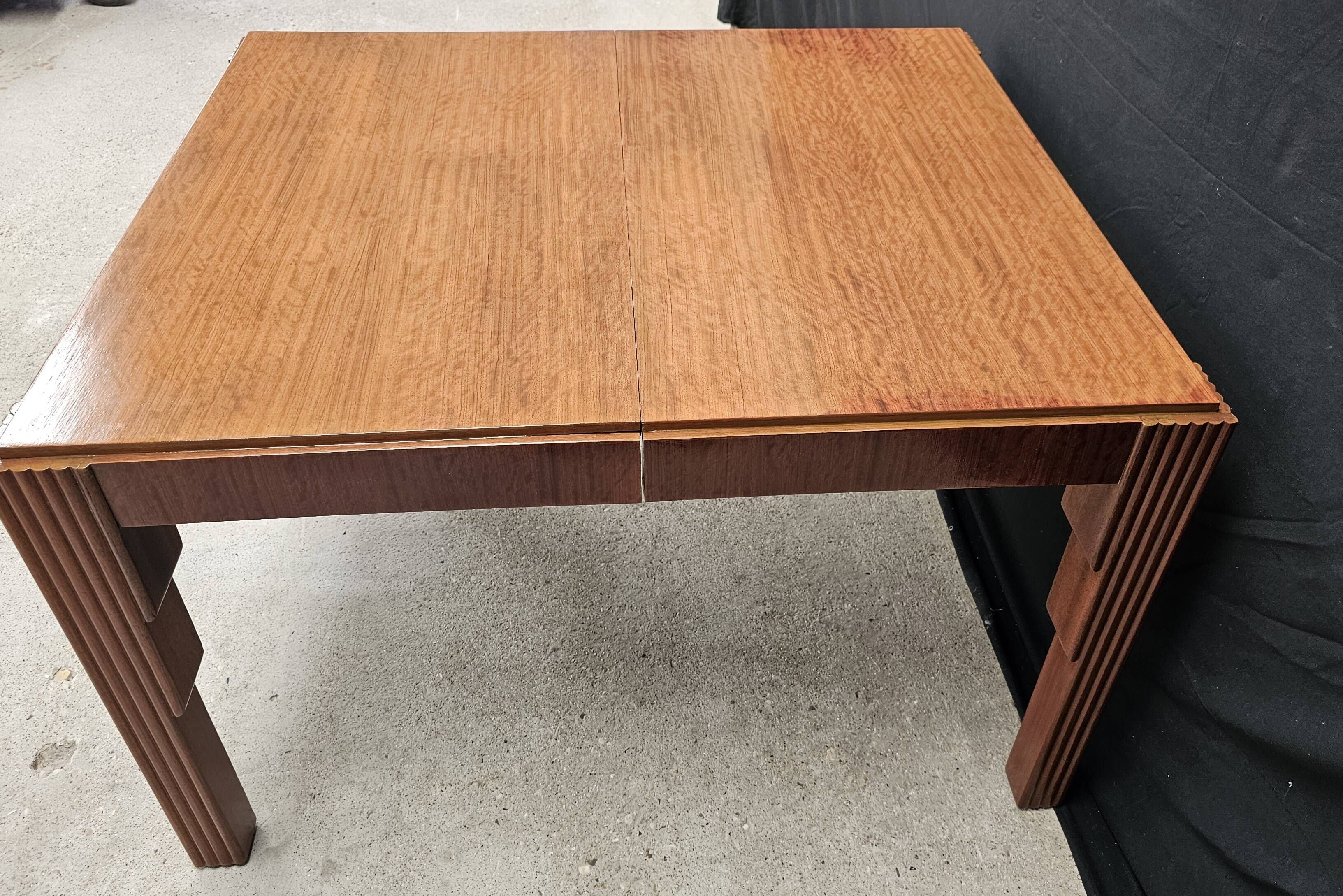 Lot of table and 6 Art Deco chairs from Saddier & fils